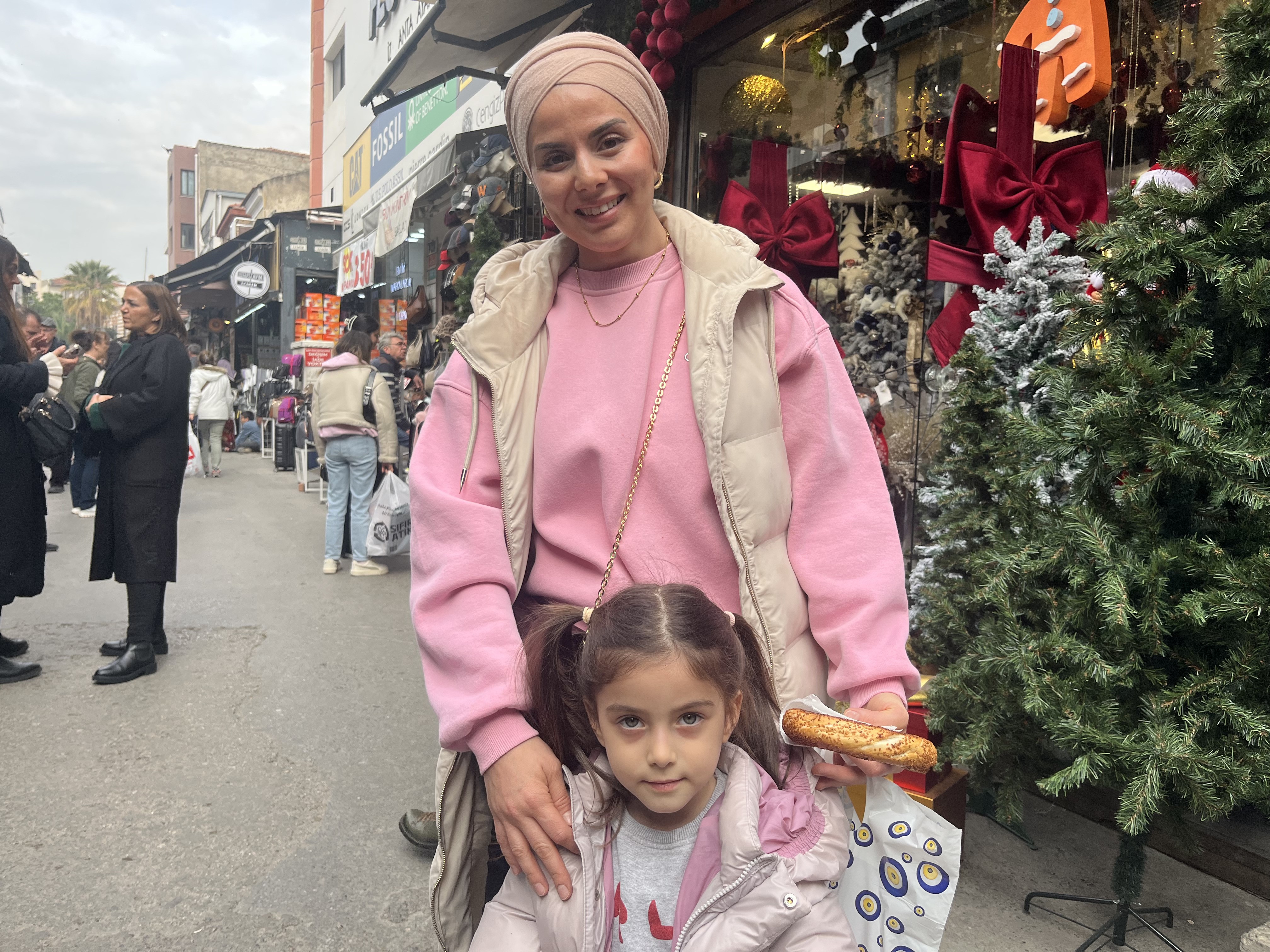 Kemeraltı’nda Yılbaşı Öncesi Adım Atacak Yer Kalmadı (5)