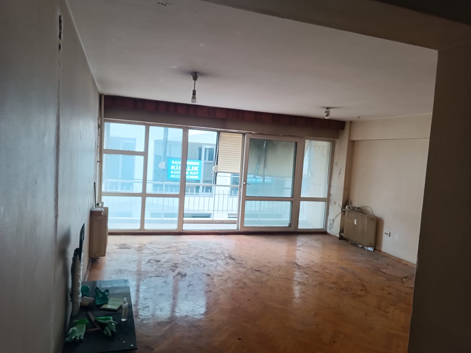 Konak Belediyesi’nden Çöp Ev Operasyonu 4 Kamyon Atık Çıktı (7)