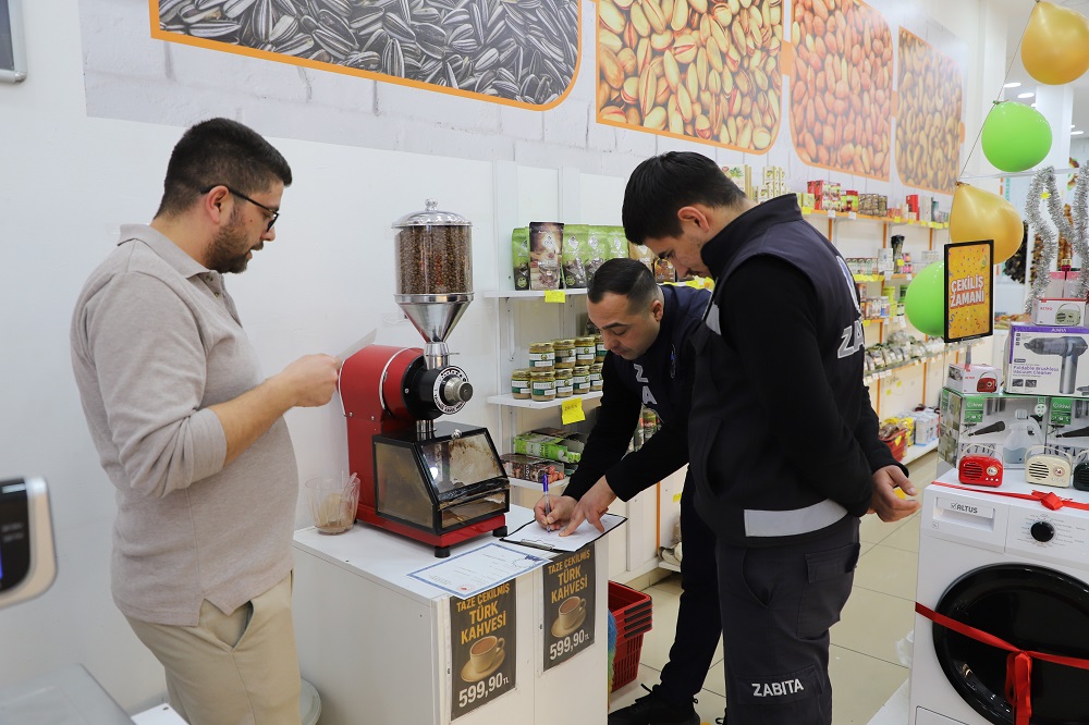 Menderes’te Yılbaşı Öncesi Işletmelere Sıkı Denetim (6)