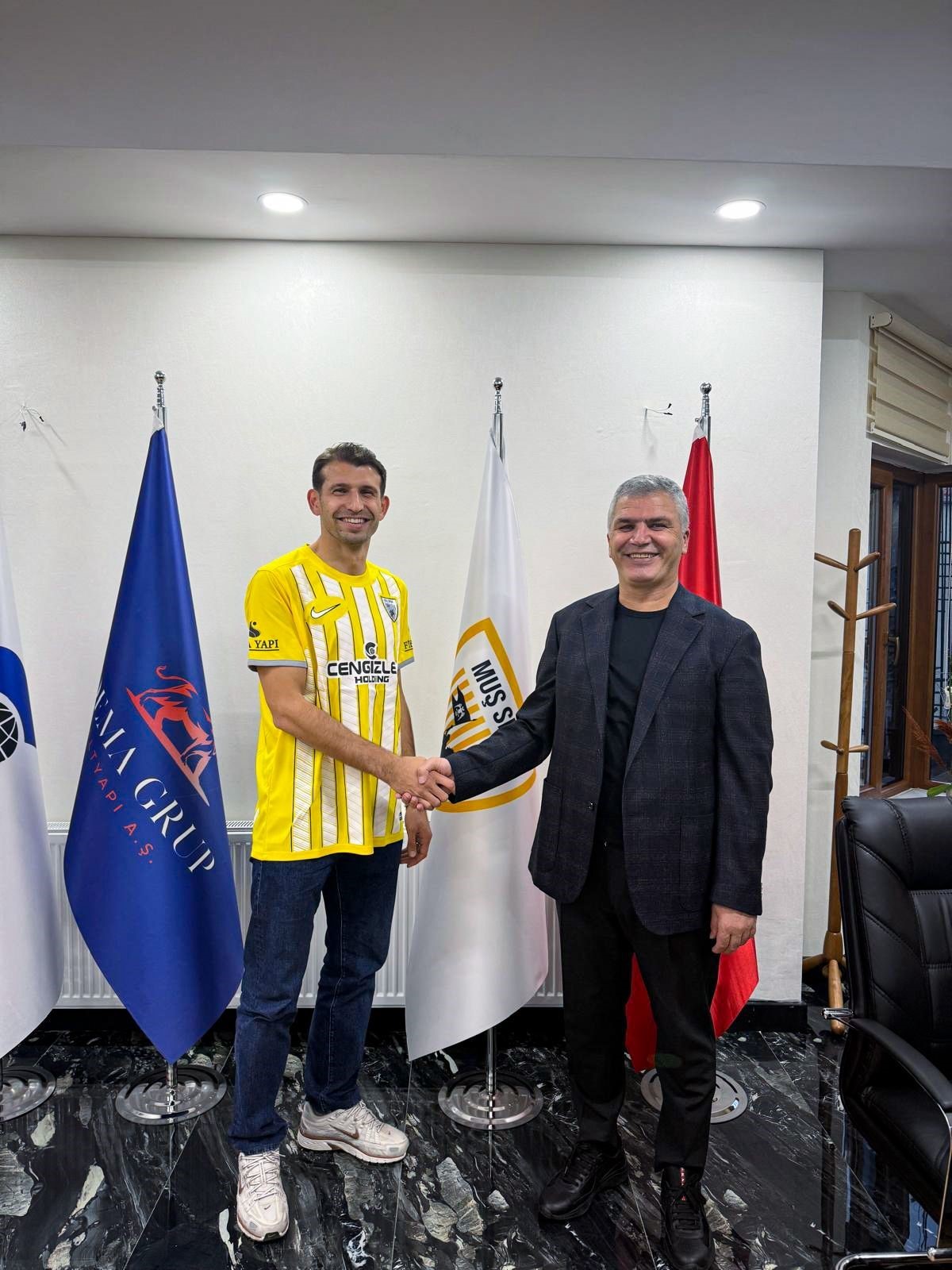 Menemen Fk’da Devre Arası Ilk Ayrılık Golcü Veda Etti (2)