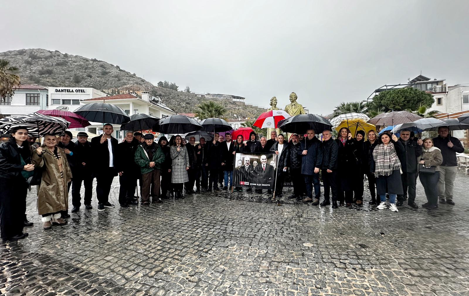 Olumsuz Havaya Rağmen Çeşme’de İsmet İnönü Unutulmadı (2)