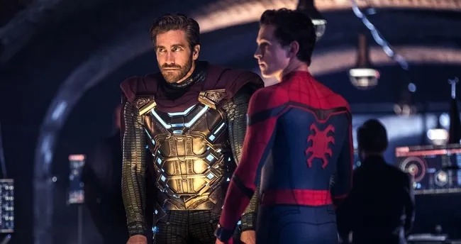 Örümcek Adam Evden Uzakta