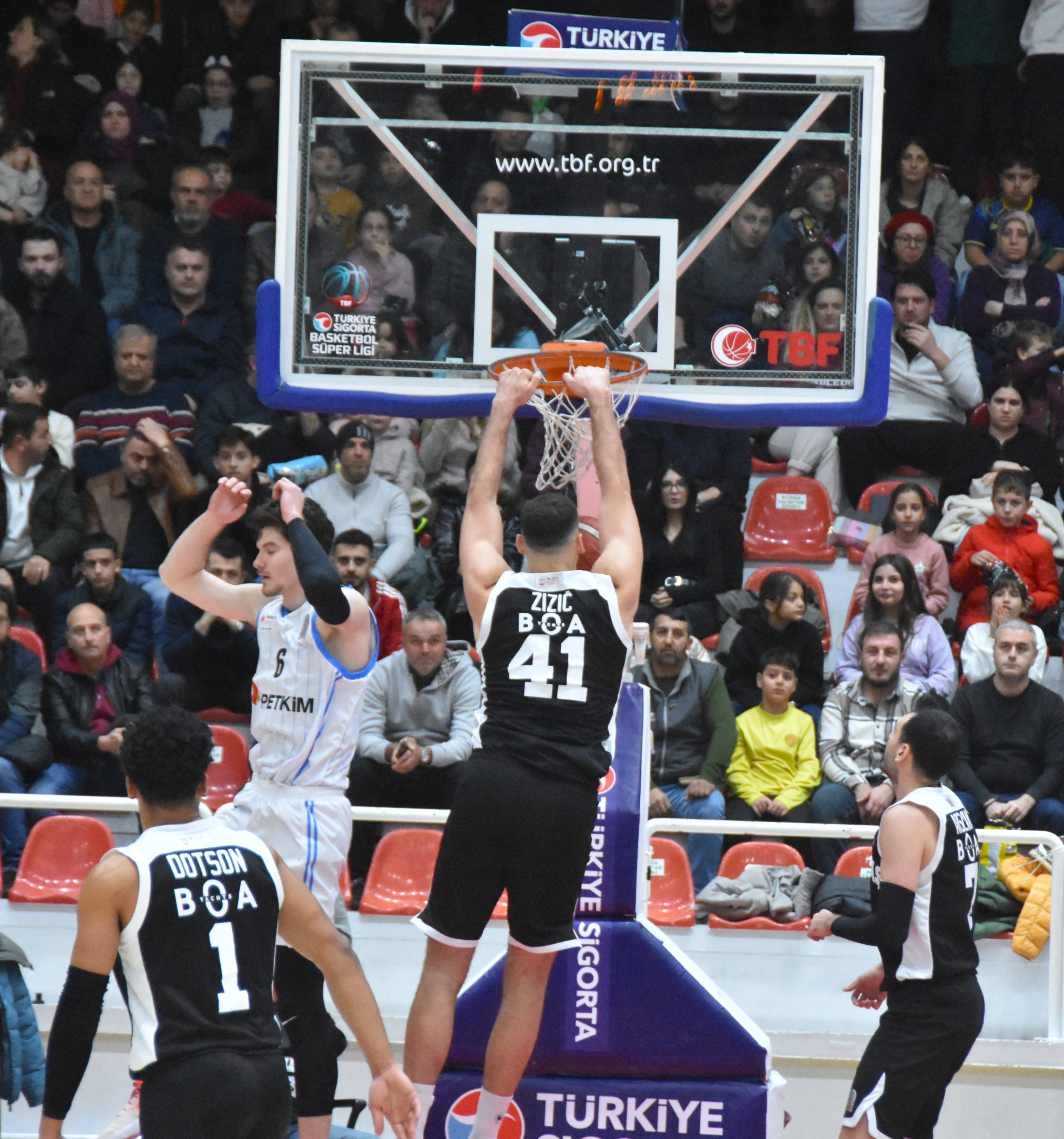 Petkimspor’dan Mücadele Var, Sonuç Yok Mağlubiyet Serisi Devam Ediyor (2)