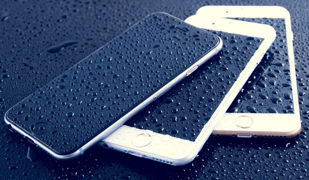 Plastik Ekran Koruyucular Tarihe Karışıyor! Sıvı Cam Nedir Ve Nasıl Uygulanır (1)