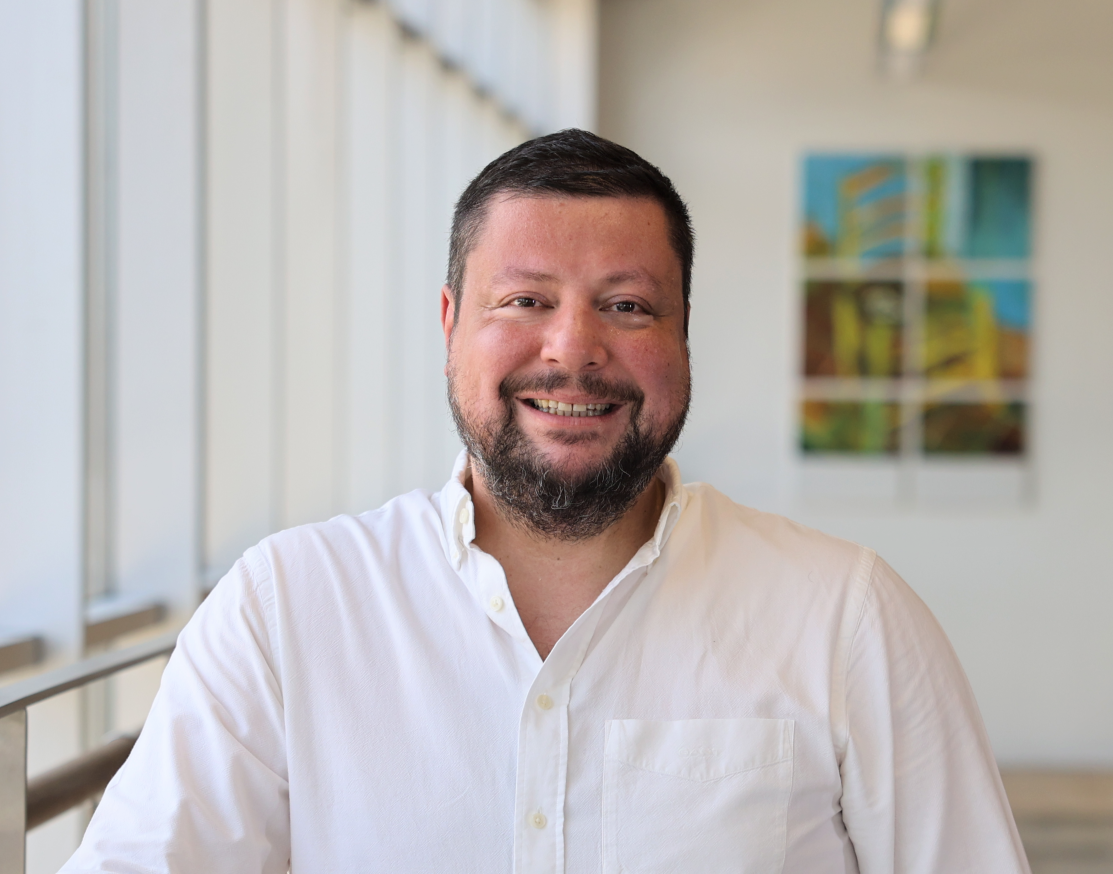 Prof. Dr. Mehmet Efe Biresselioğlu