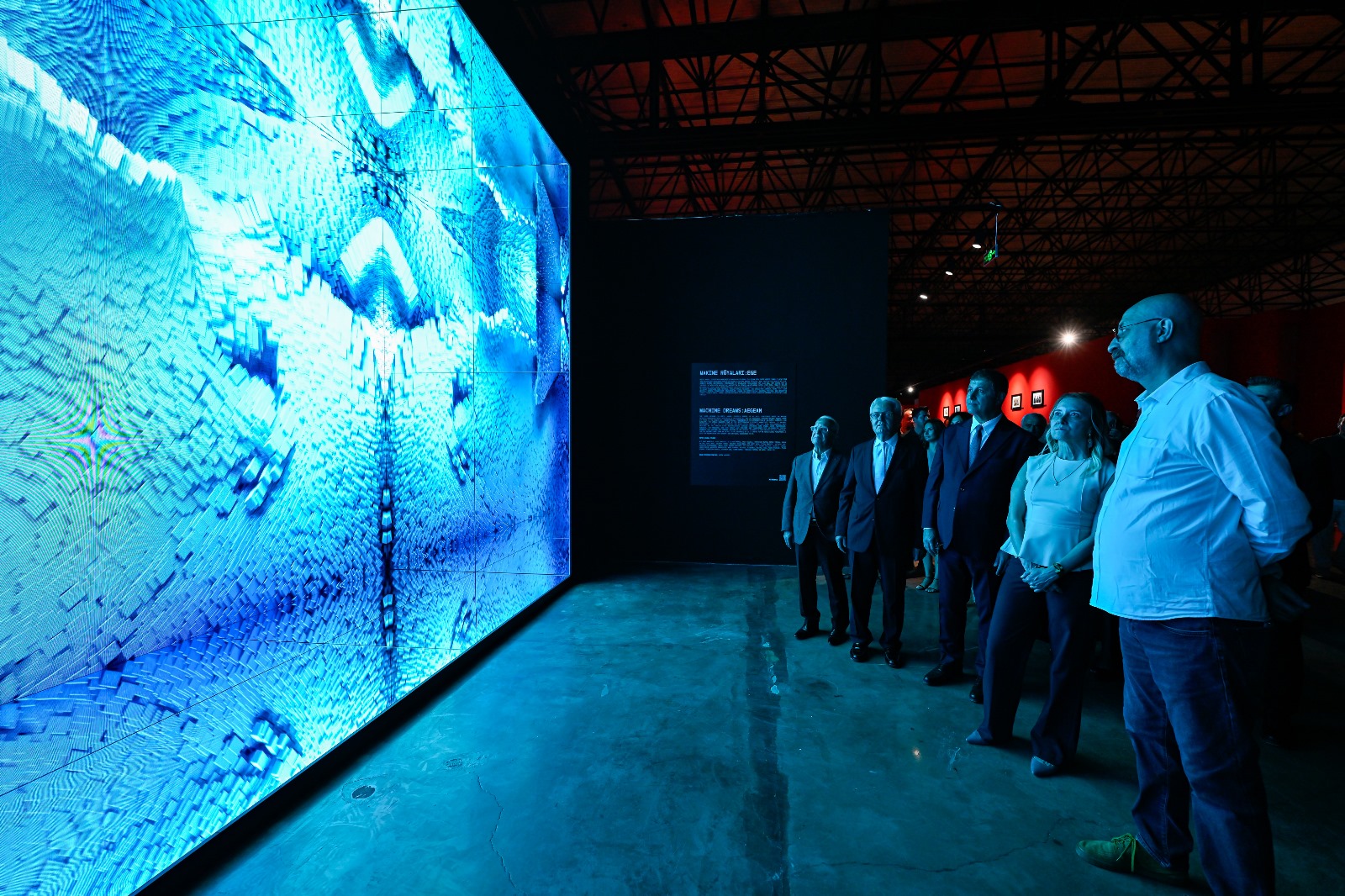 Refik Anadol Sergileri İzmir’de Iz Bıraktı (6)