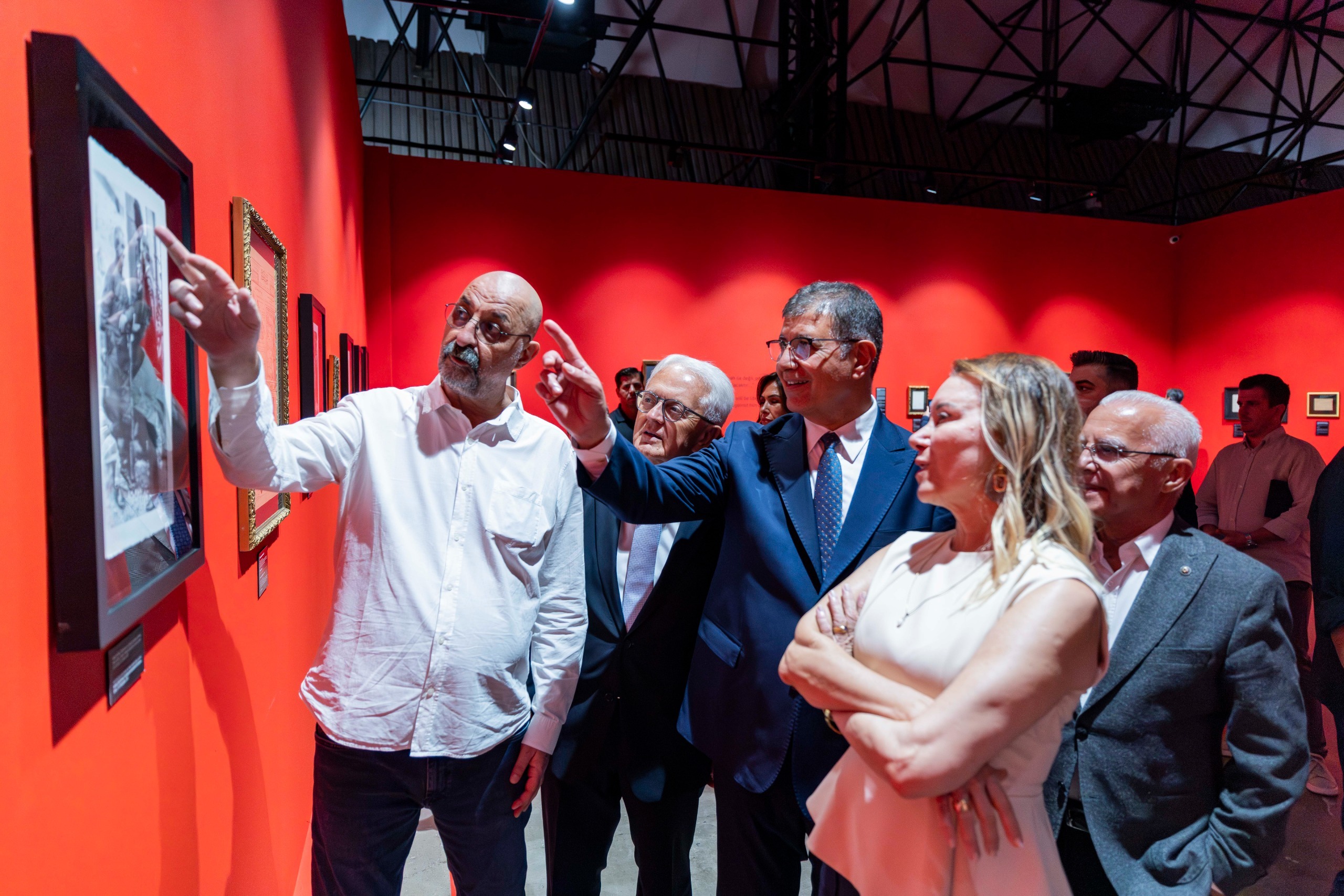 Refik Anadol Sergileri İzmir’de Iz Bıraktı (9)