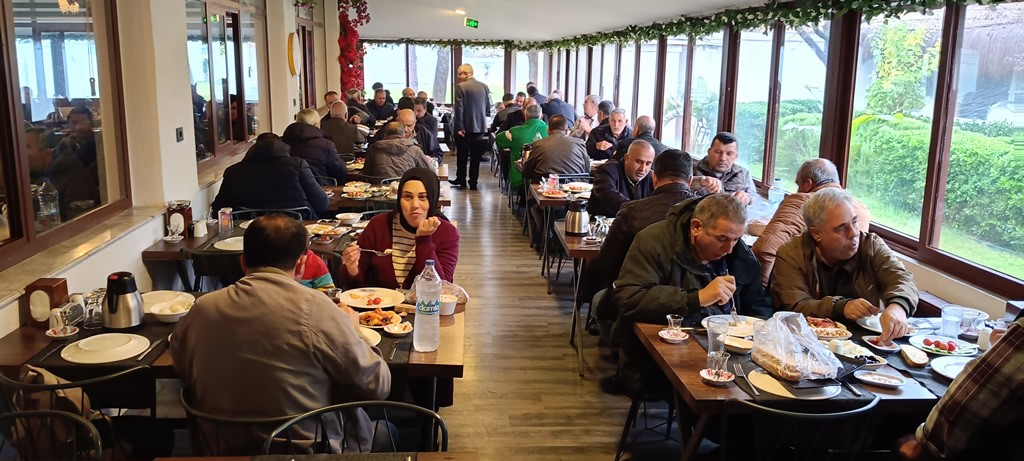 Şoför Esnafı Menderes’te Buluştu 'Birlik Oldukça Bu Camianın Bileği Bükülmez' (3)