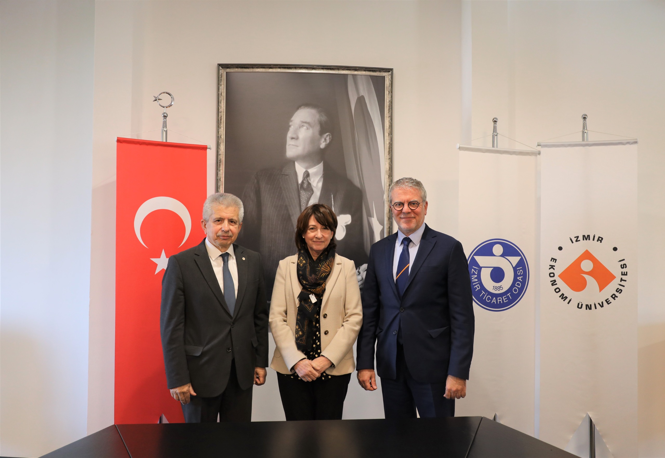 Sol Baştan...prof. Dr. Yusuf Hakan Abacıoğlu, Cristina Latorre Sancho Ve Emre Kızılgüneşler