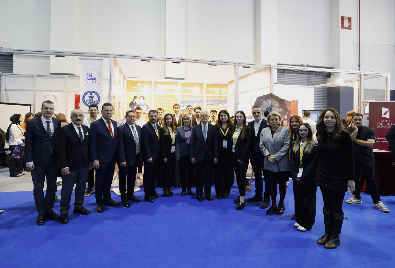 Turizm Fuarında İeü Rüzgarı 'Sürdürülebilir Turizm' Standı Ilgi Gördü (3)