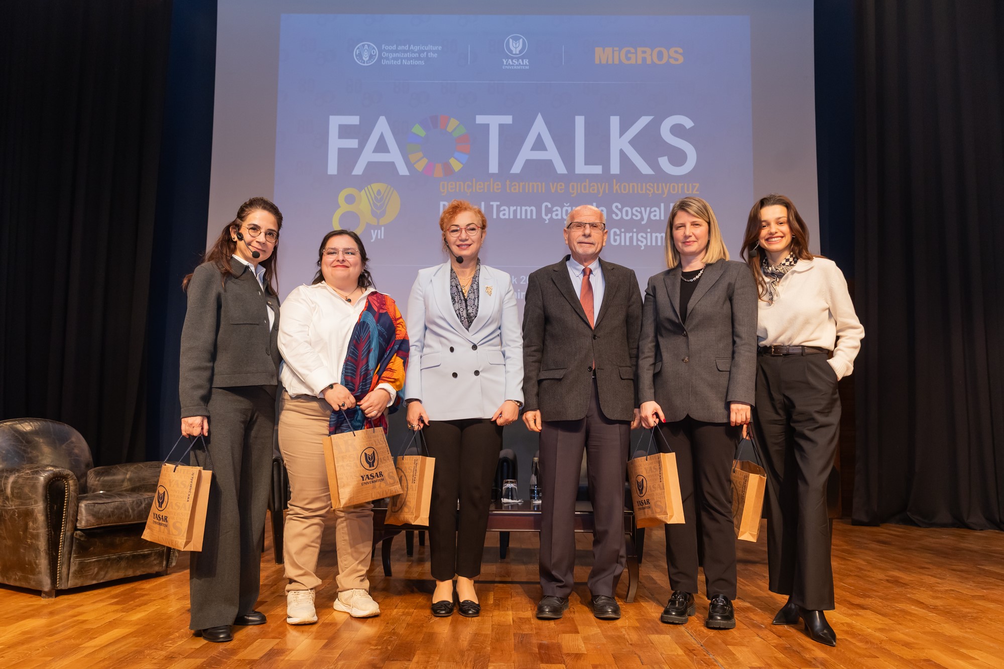 Yaşar Üniversitesi’nden Tarımda Gençleşme Çağrısı Yaş Ortalaması 60'A Ulaştı (6)