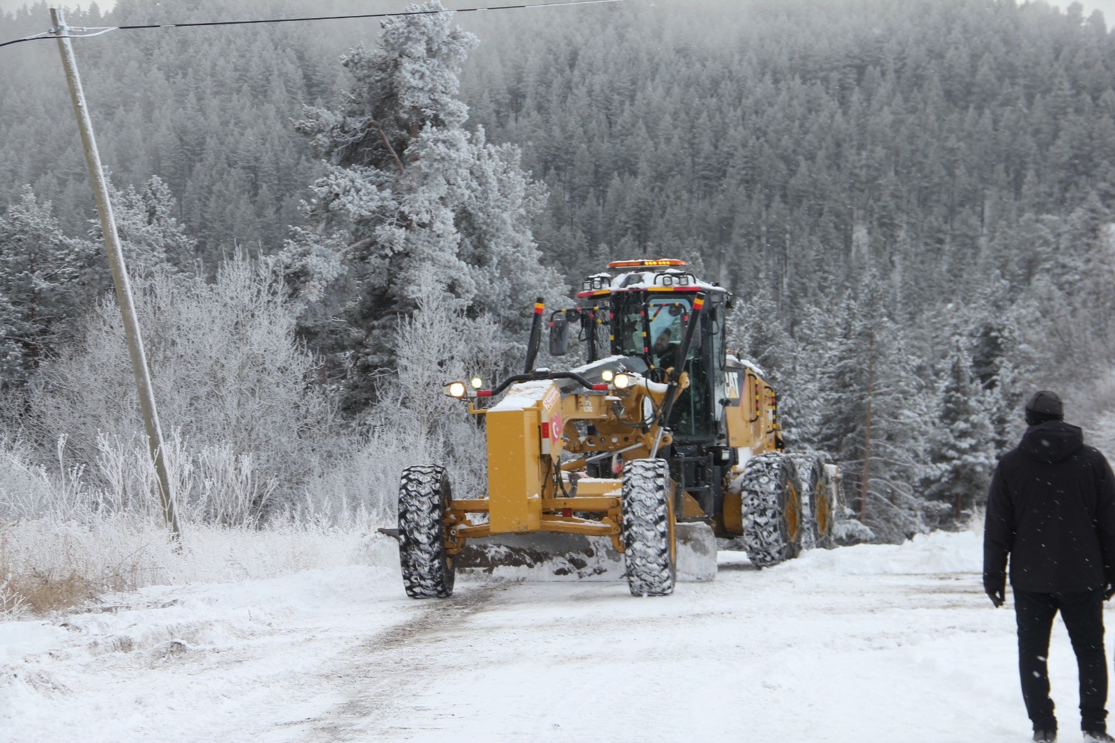 Yoğun Kar Yağışı Doğuda Hayatı Durdurdu (2)