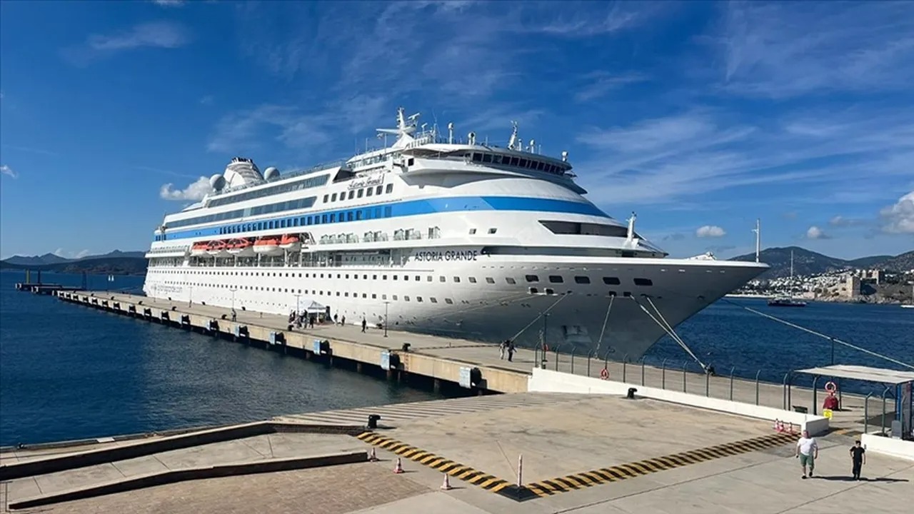 2013Ten Sonra Bir Ilk Kruvaziyer (1)-1