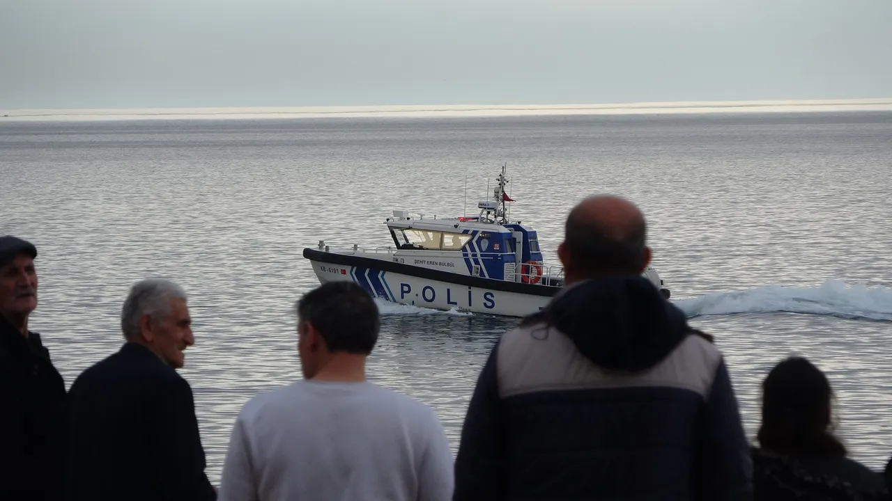 4 Gündür Kayıp! Kıyafetleri Sahilde Bulundu, Kendisine Ulaşılamadı1