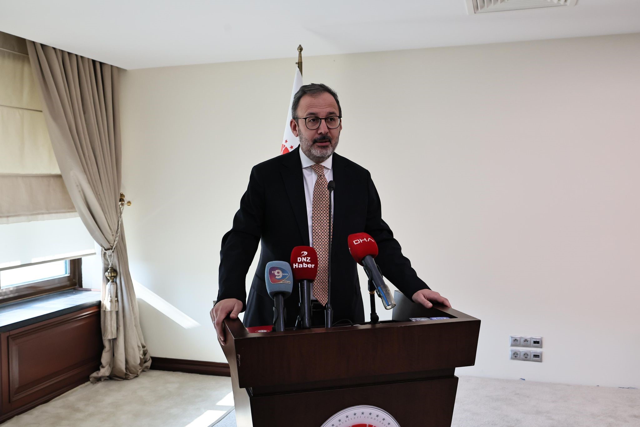 Ak Partili Kasapoğlu İzmir’de Spor Yönetimi Panelinde Konuştu (4)