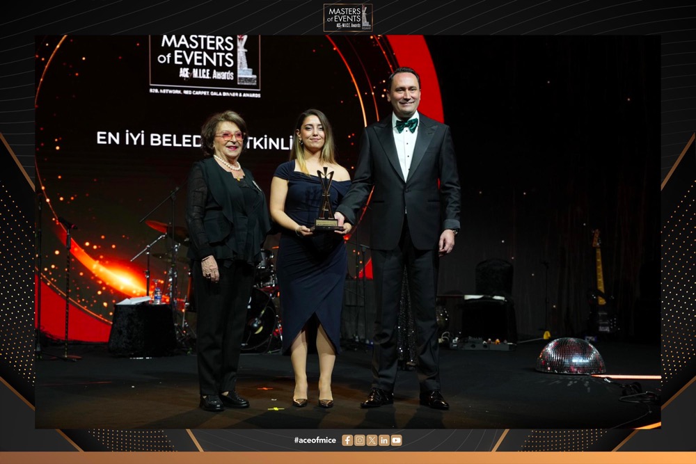 Alaçatı Ot Festivali “En İyi Belediye Etkinliği” Ödülüne Layık Görüldüc1400533 5D8D 4291 9777 01A7D2464293