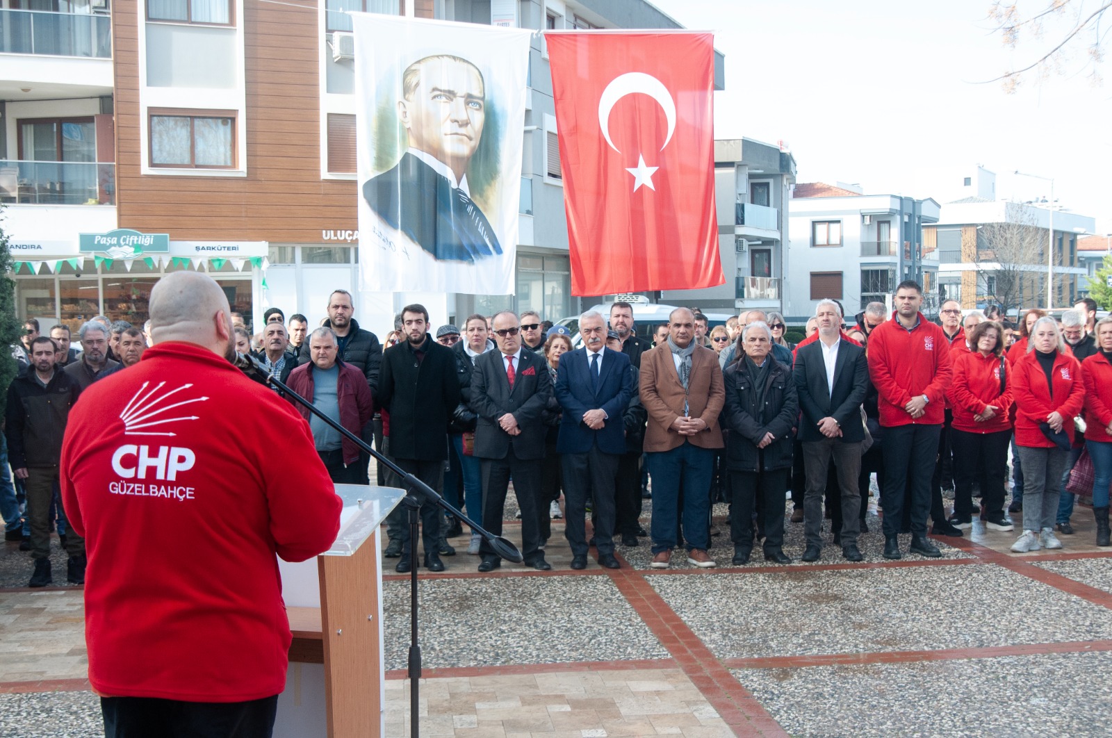 Araştırmacı Gazeteci Yazar Uğur Mumcu, Katledilişinin 33’Üncü Yılında İzmir’in Güzelbahçe Ilçesinde Düzenlenen Törenle Anıldı. (5)