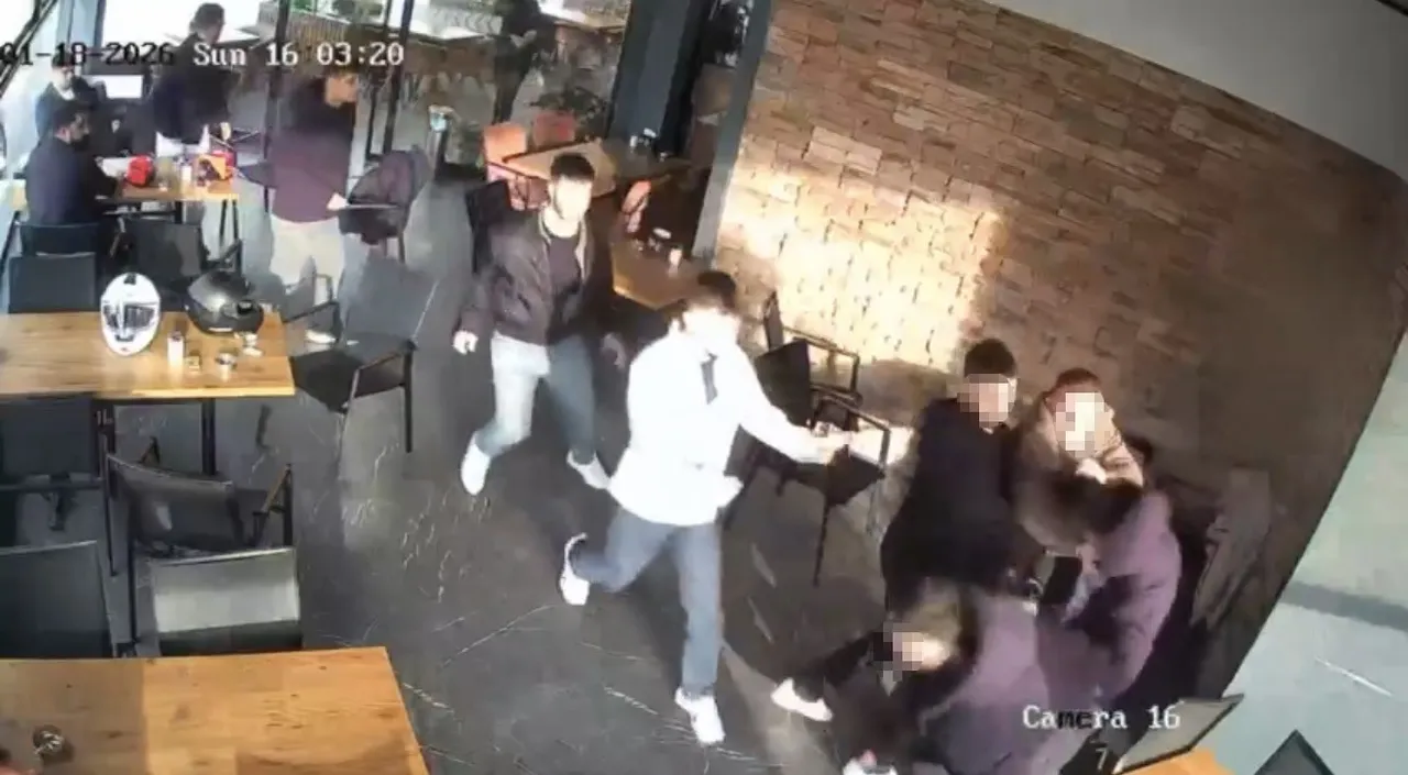 Atlas Çağlayan'ın Ardından Bir Olay Daha! 16 Yaşındaki Çocuk 2 Kişiyi Bıçakladı1