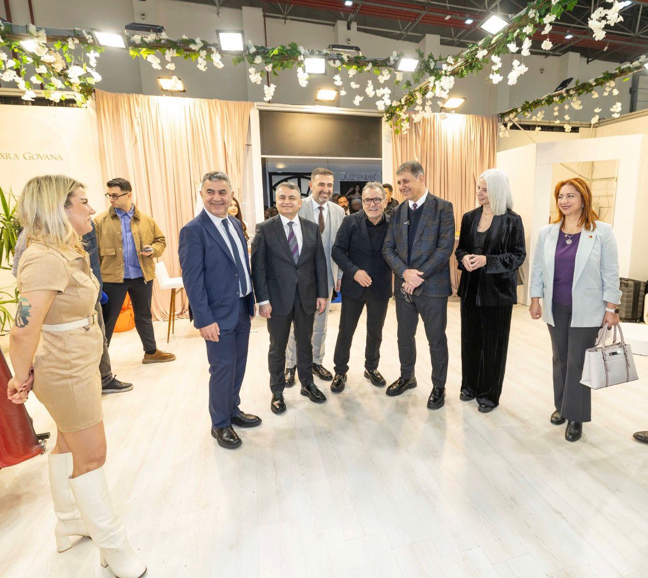 Avrupa’nın En Büyük Gelinlik Fuarı İzmir’de Açıldı! (3)