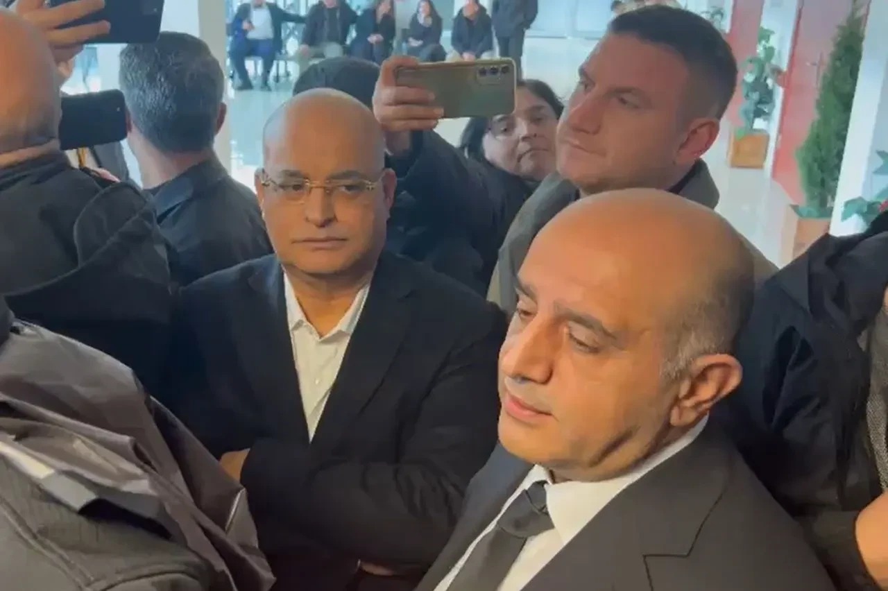 Aziz Ihsan Aktas Davasinda 200 S