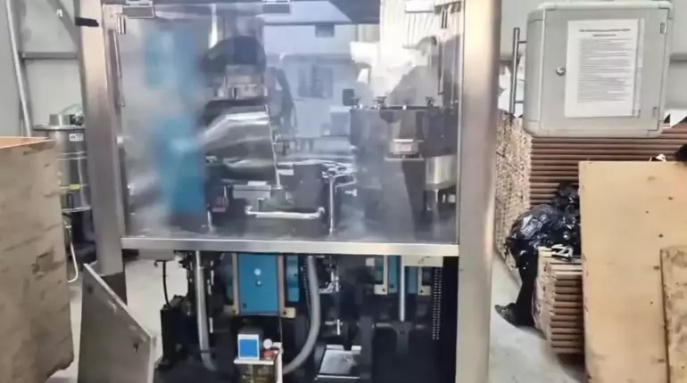 Bakan Yerlikaya Paylaştı İzmir'de 1 Ton Hap Ham Maddesi Ele Geçirildi (1)