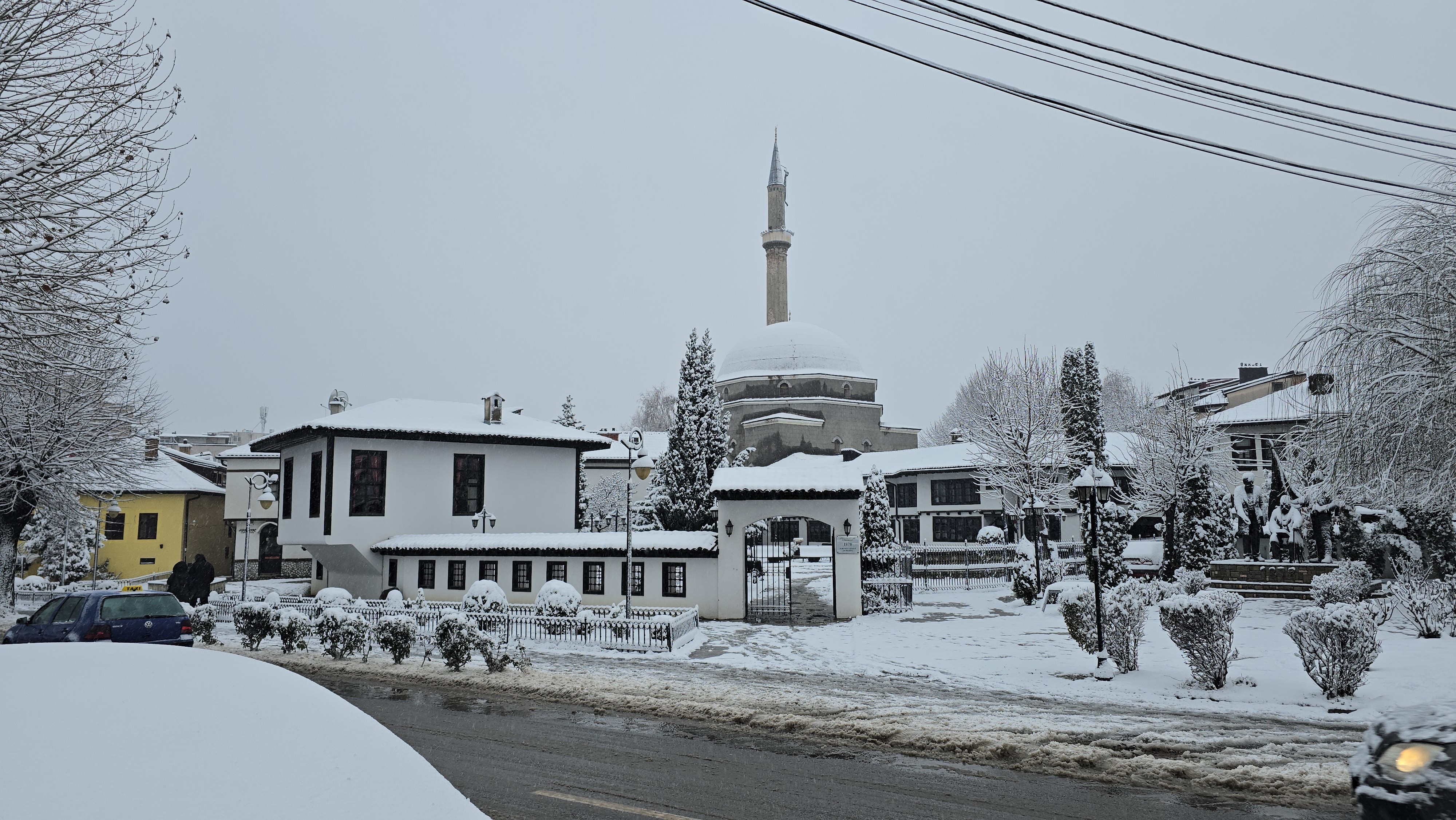 Balkanlar’da Kış Yüzünü Gösterdi Prizren Kartpostala Dönüştü (1)-1