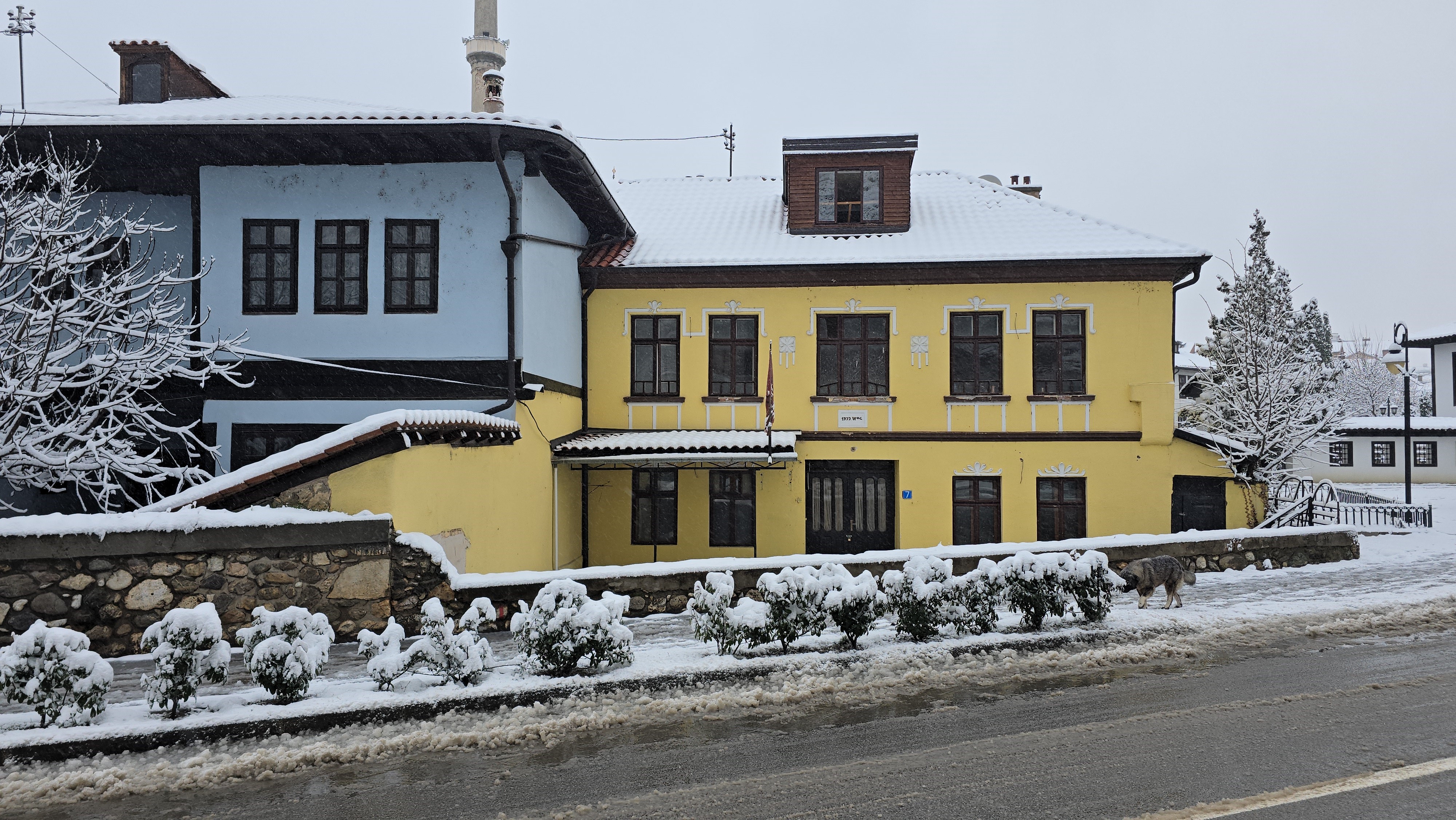 Balkanlar’da Kış Yüzünü Gösterdi Prizren Kartpostala Dönüştü (2)