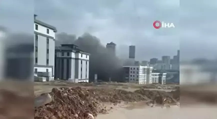 Başakşehir’de Şantiyede Yangın Çıktı!