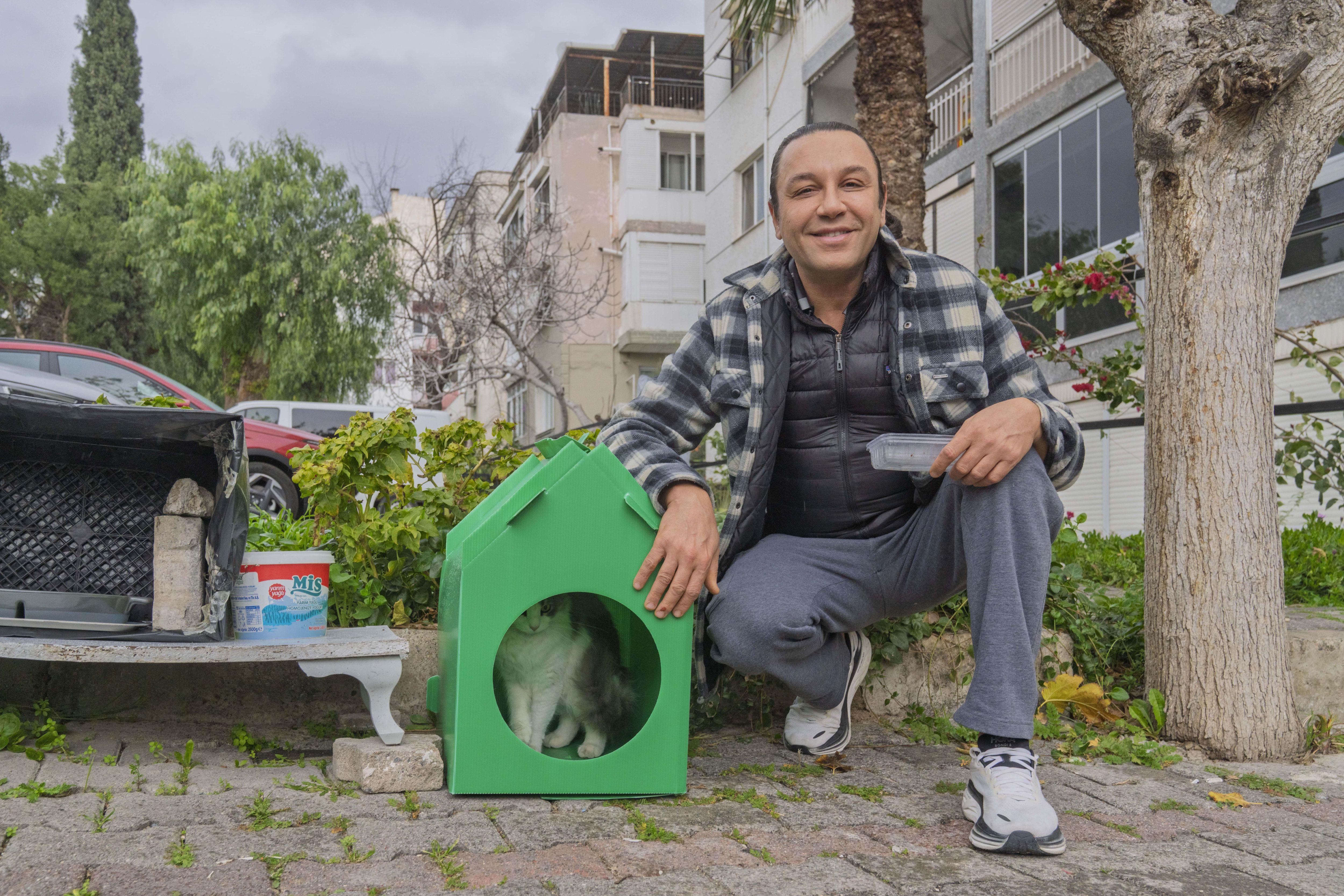 Başkan Tugay Söz Verdi, Kediler Sıcak Yuvalarına Kavuştu (4)