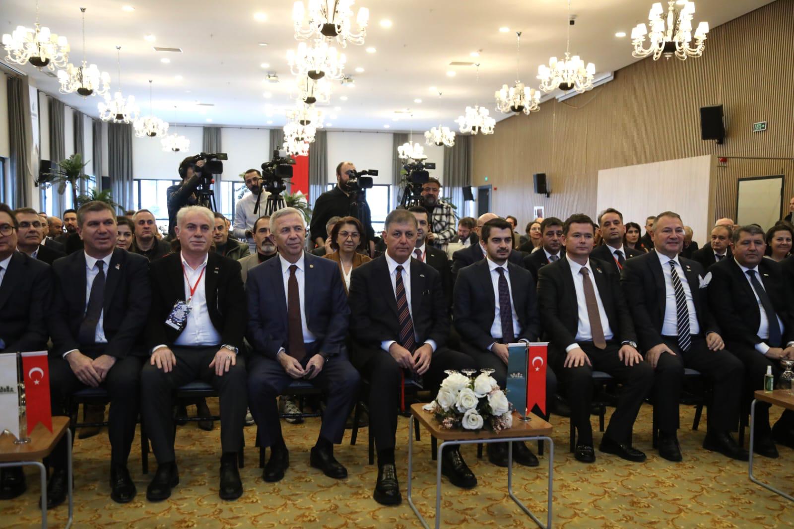 Başkan Tugay’dan Çarpıcı Uyarı Afet Refleksle Yönetilmez (1)