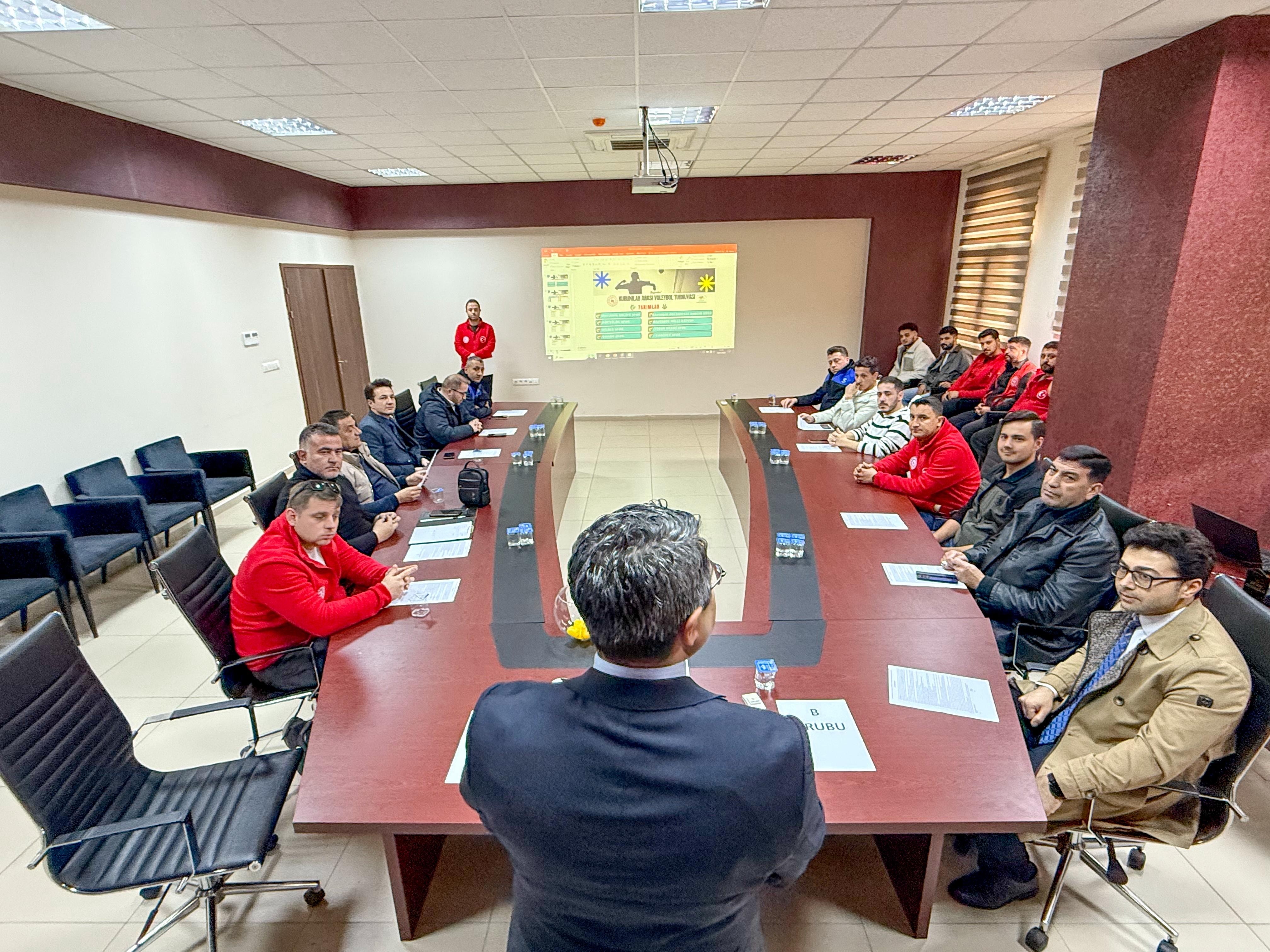 Bayındır’da Kurumlar Arası Voleybol Şenliği Başlıyor (2)