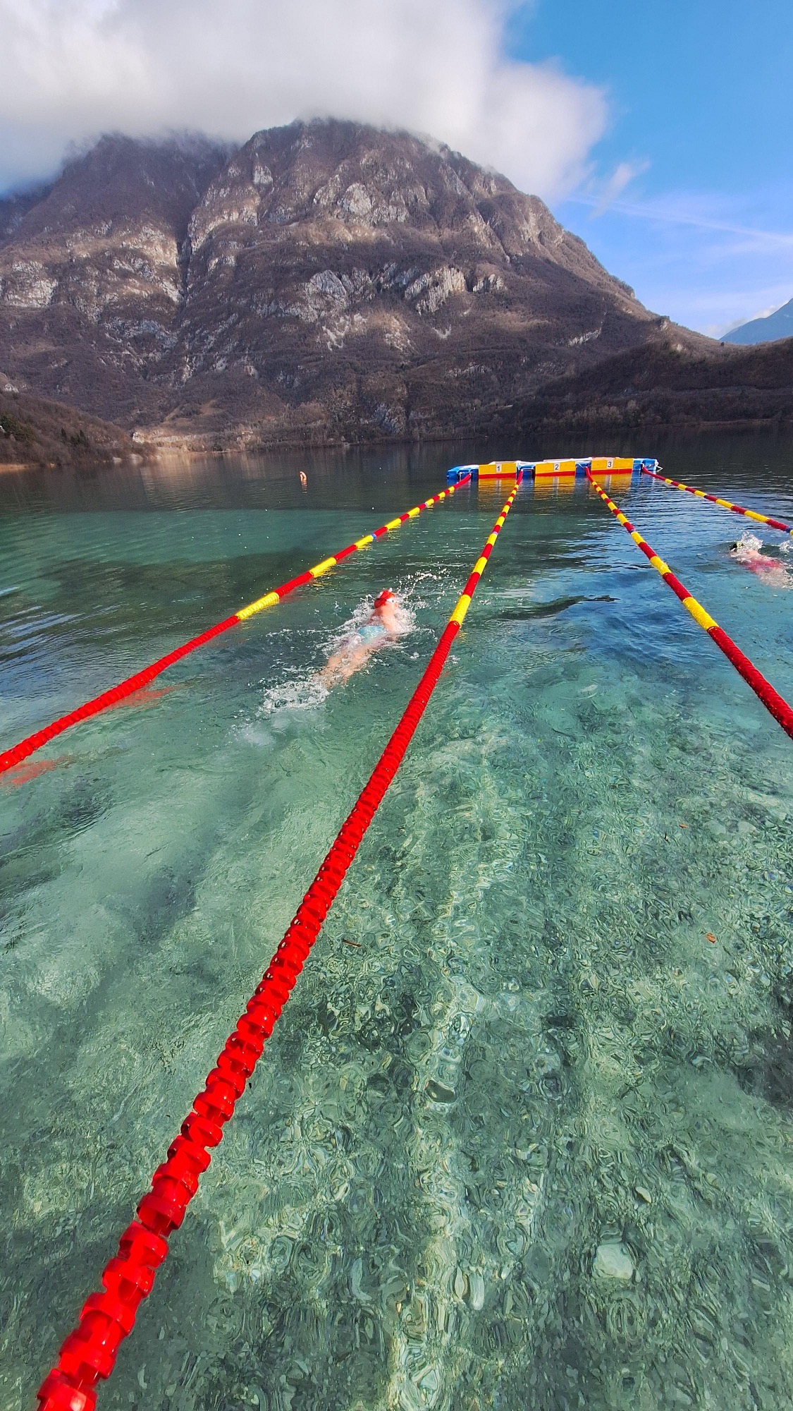 Bengisu Avcı Buz Gibi Suda Tarih Yazdı (2)