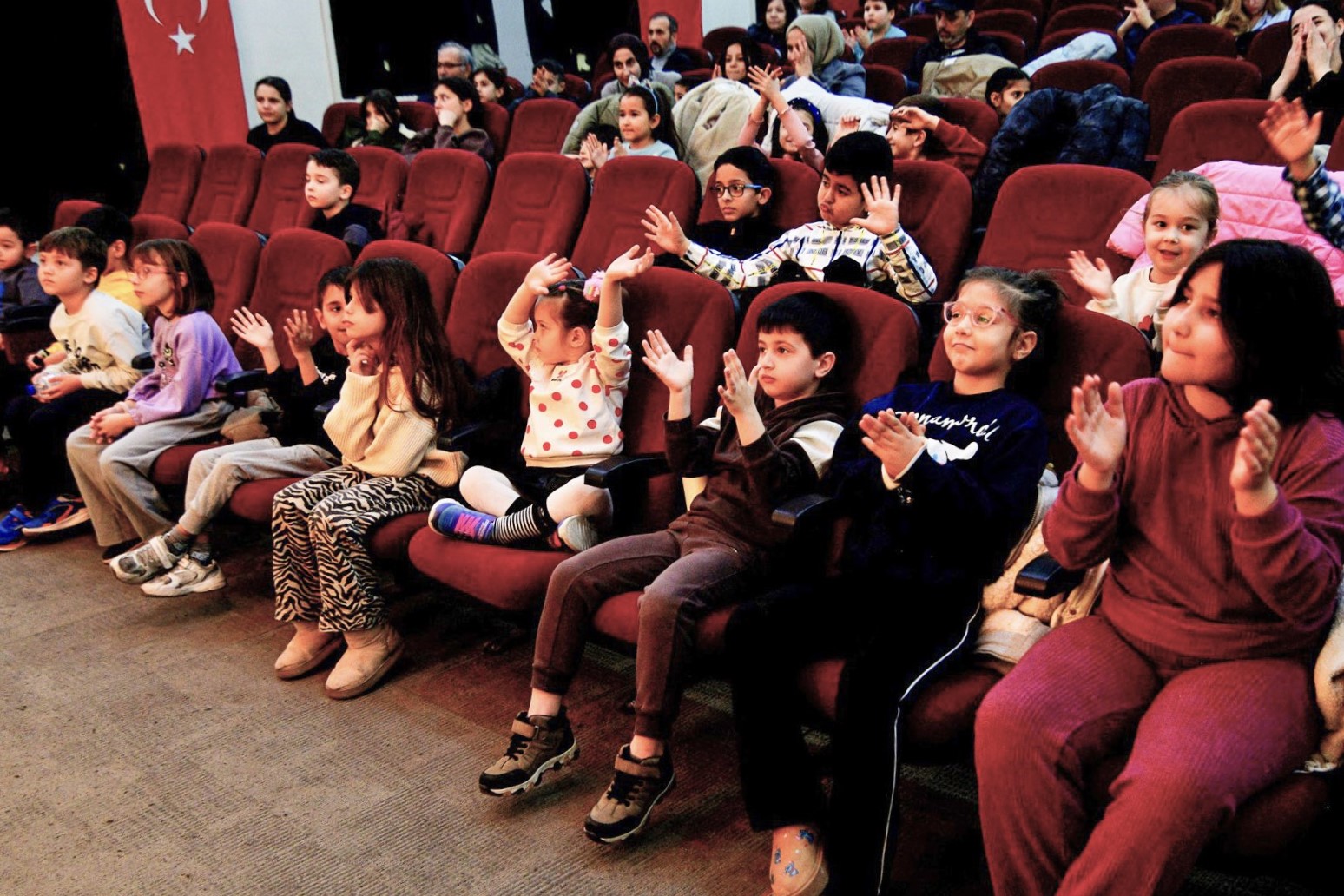 Bornova’da Yarıyıl Tatilinde Çocuklar Tiyatroyla Buluştu (8)