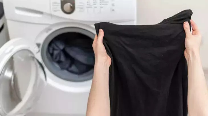 Çeken Kıyafetler Eski Haline Döner Mi (1)