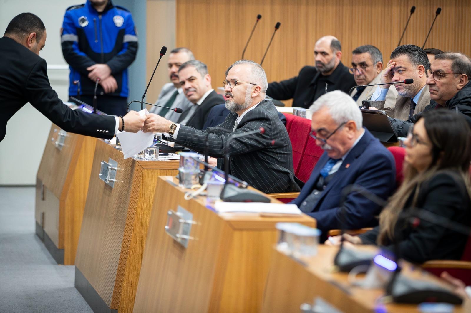 Cemil Tugay'dan Çankaya Otoparkı Ve Opera Binası Açıklaması 'Çerçevesiz Gönderiyorum' (1)