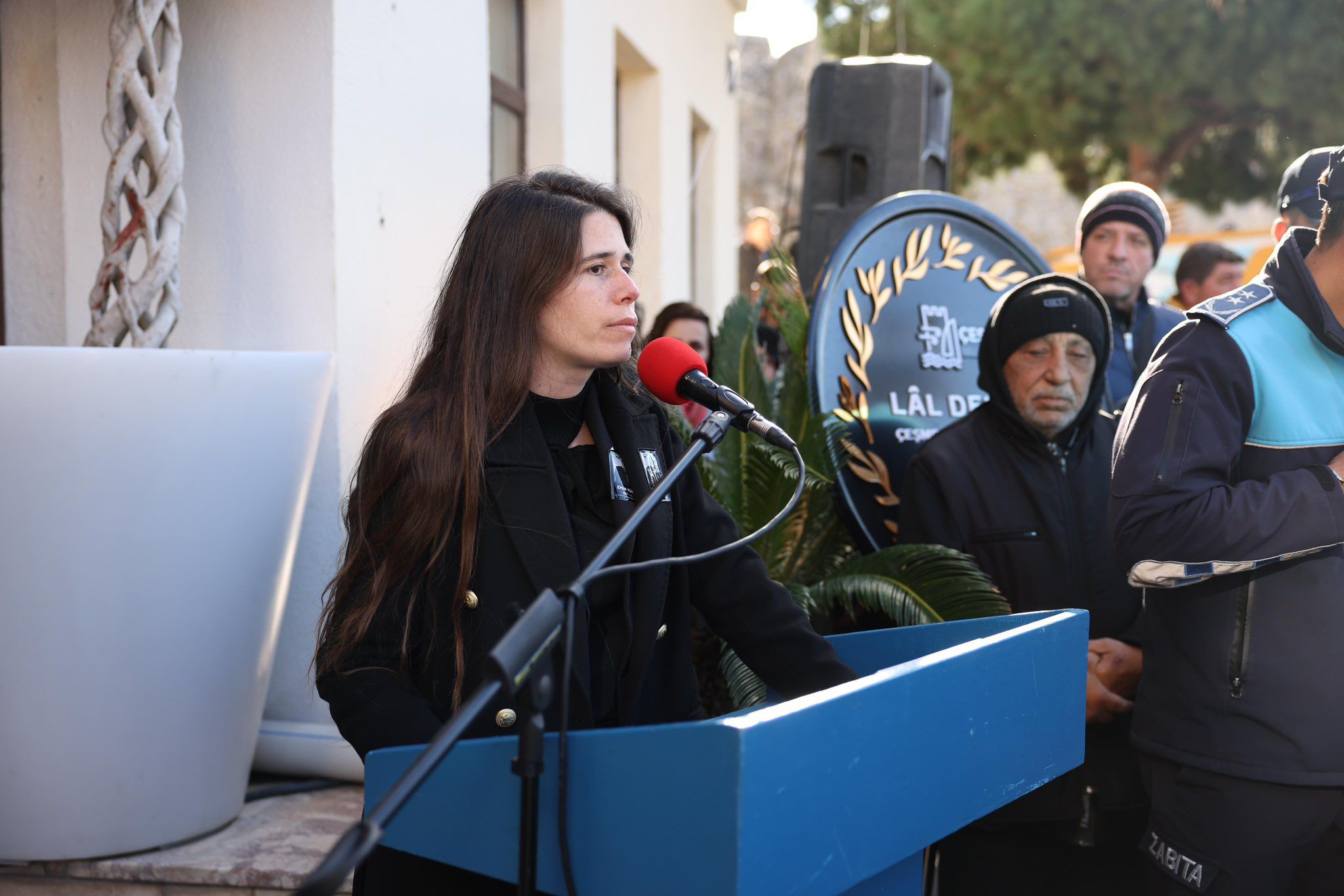 Çeşmeliler Emin Yüce’yi Gözyaşları Içinde Uğurladı (2)