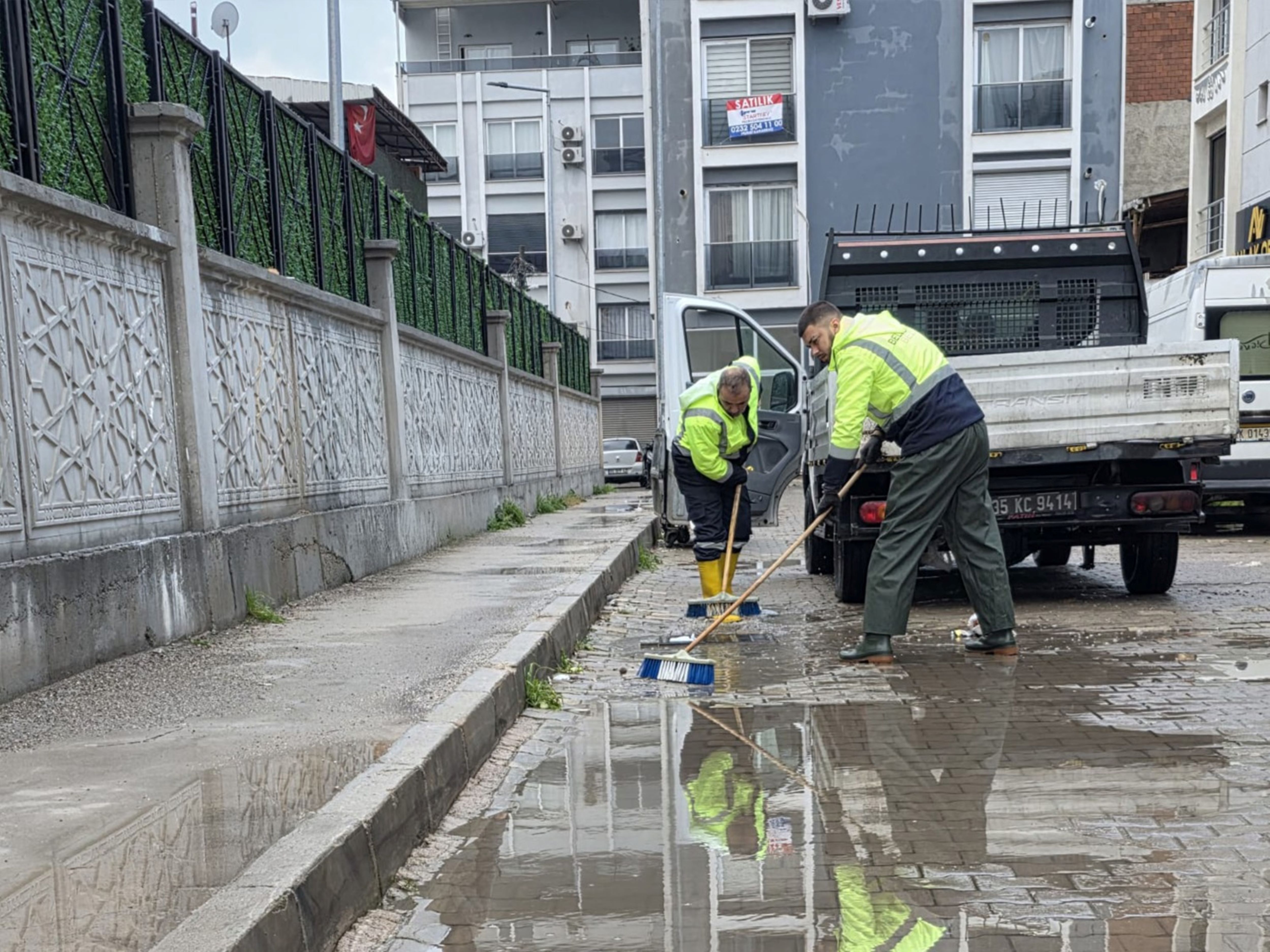 Çiğli Belediyesi Seferberlik Ilan Etti (1)