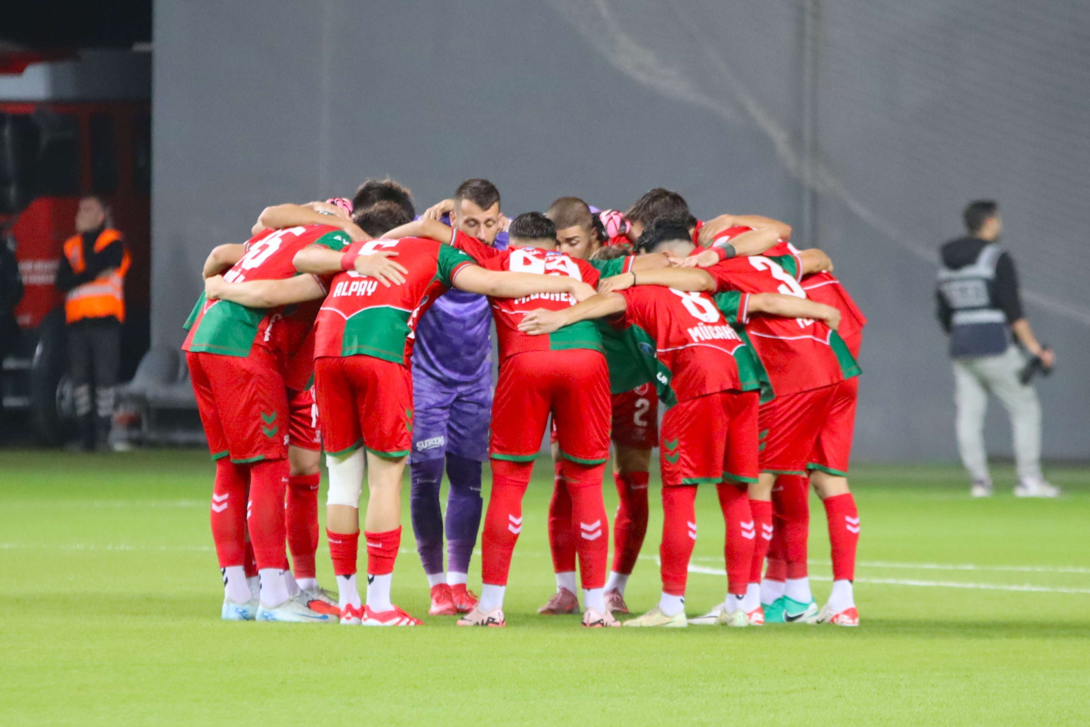 Deplasman Kabusu Karşıyaka’yı Geriye Çekti Rota Play Off Oldu (3)