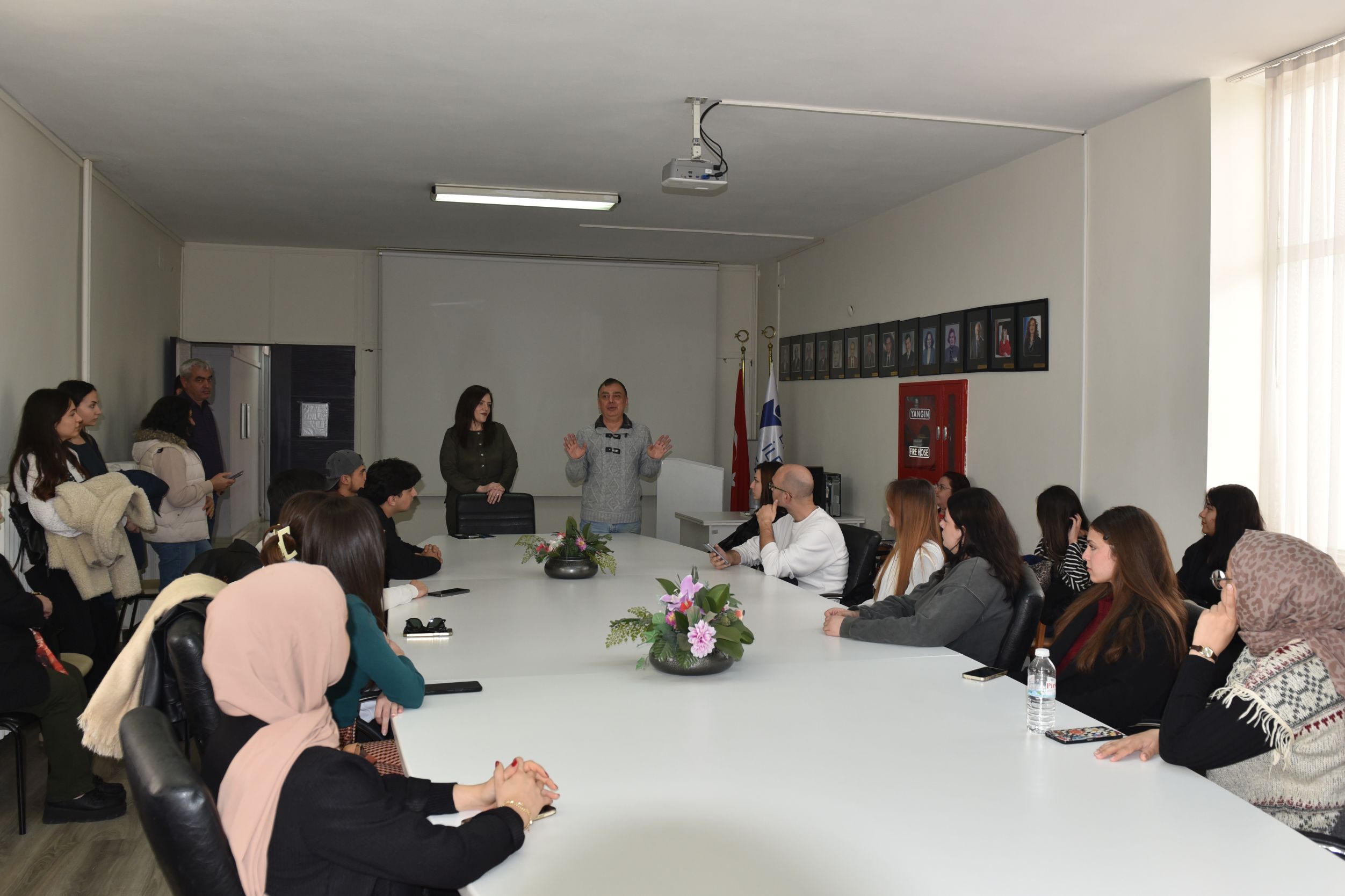 Eü İletişim Fakültesi’nde ‘Çalışma Etiği’ Semineri Düzenlendi (3)