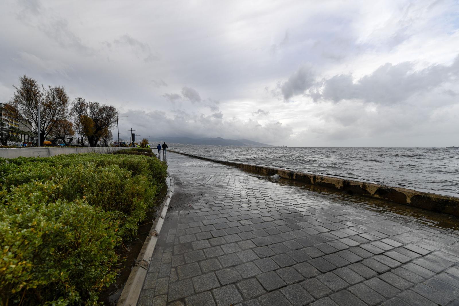 Fırtına Duvarı Kordon’u Deniz Taşkınından Korudu (2)