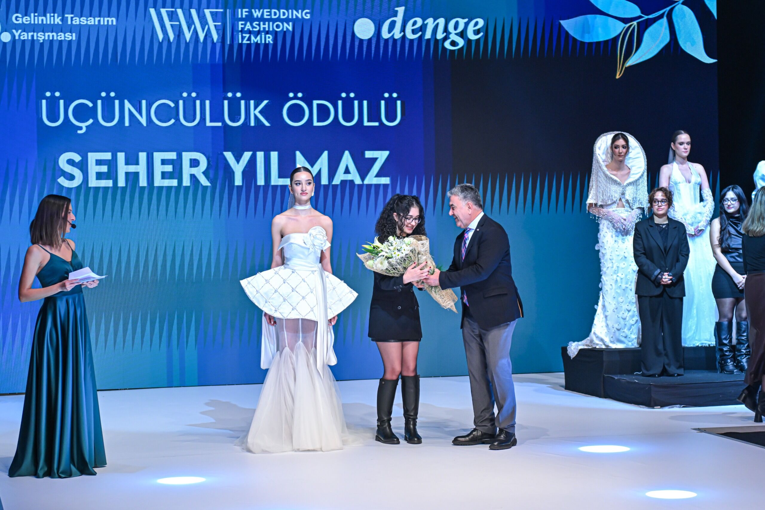 Gelinlik Tasarım Yarışması’nda Ödüller Sahiplerini Buldu (9)