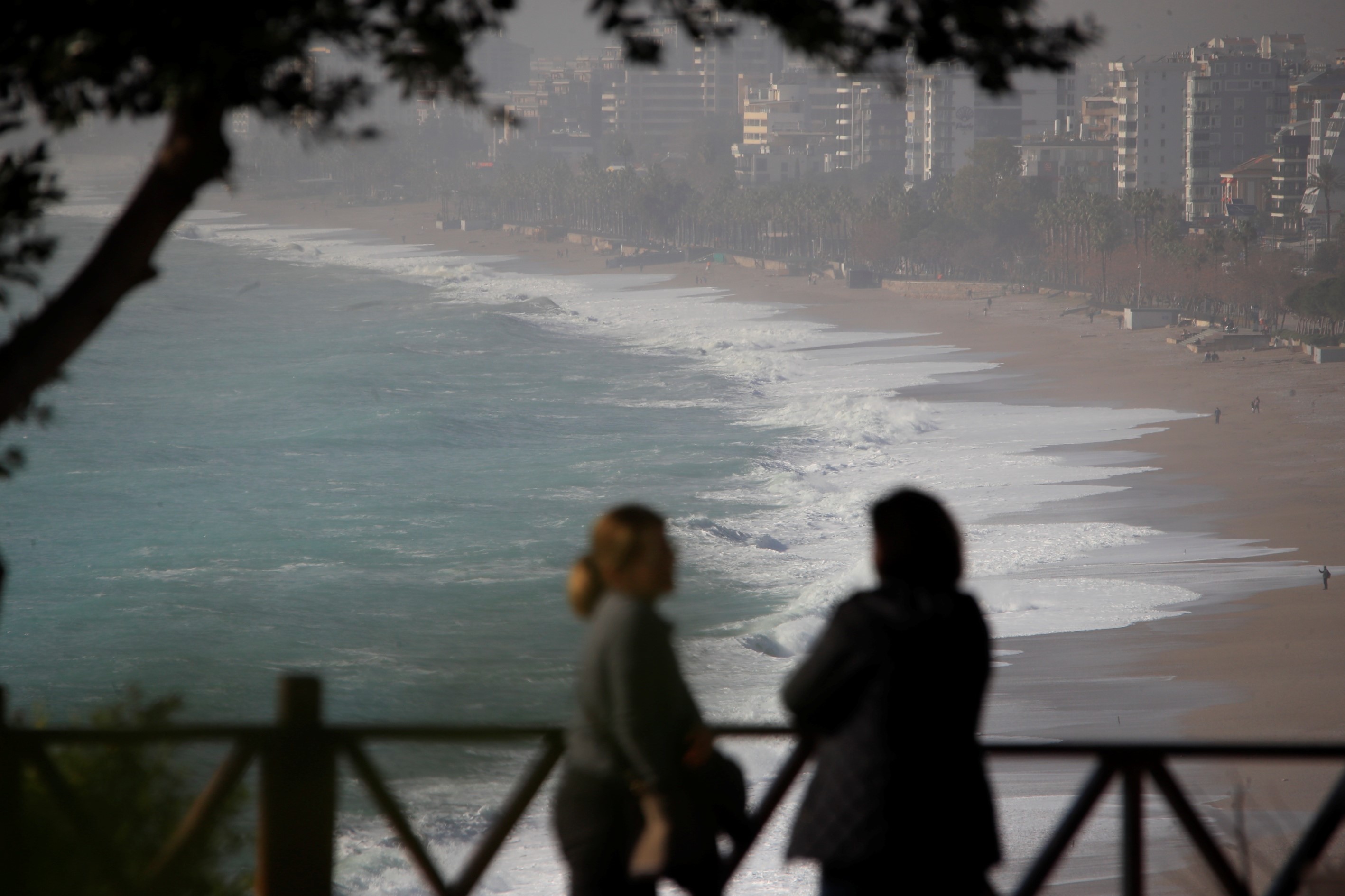 Güneş Çıktı, Sahilde Görülmemiş Manzaralar Yaşandı! (6)