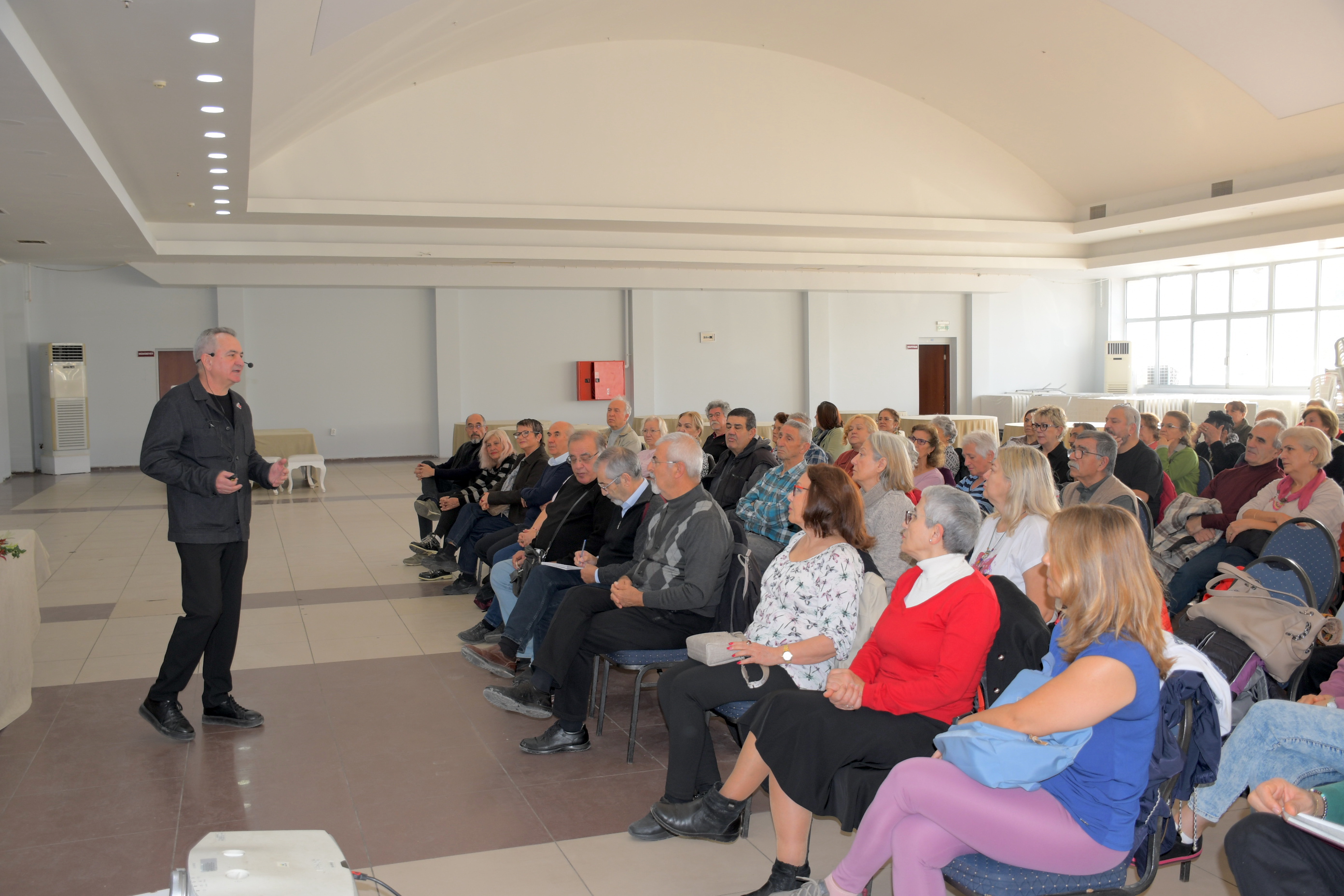 İzmir Diş Hekimleri Odası (İzdo), 60 Yaş Ve Üzeri Bireylere Yönelik Farkındalık Çalışmalarını Sürdürüyor. (2)
