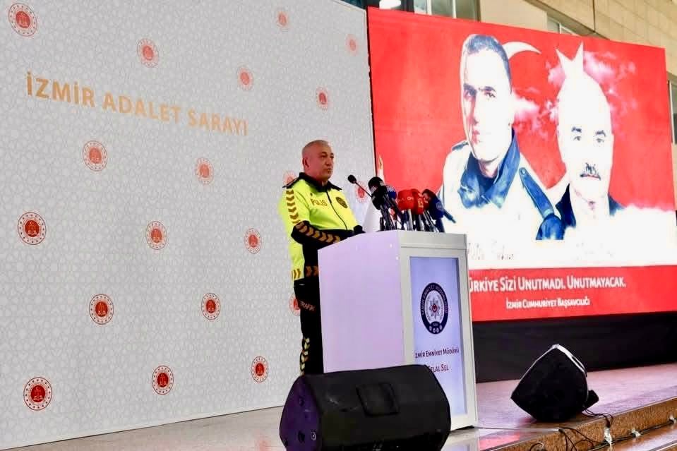 İzmir Kahramanları Fethi Sekin Ve Musa Can’ı Unutmadı! (4)