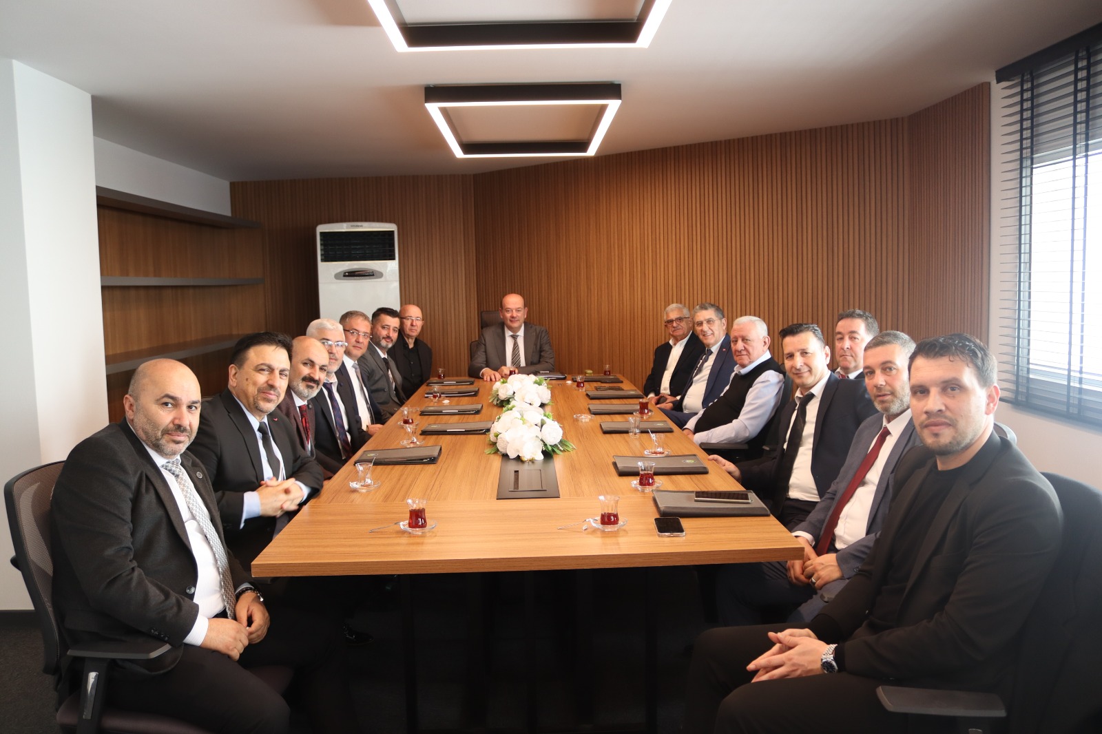 İzmir Servisçiler Odası Sahada! Emniyetle Güçlü Iş Birliği (2)