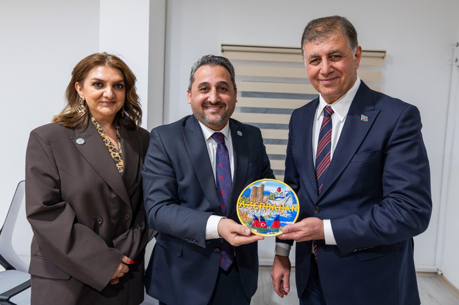 İzmir Ve Bakü Kardeşliği 40’Incı Yılında Masaya Yatırıldı (3)