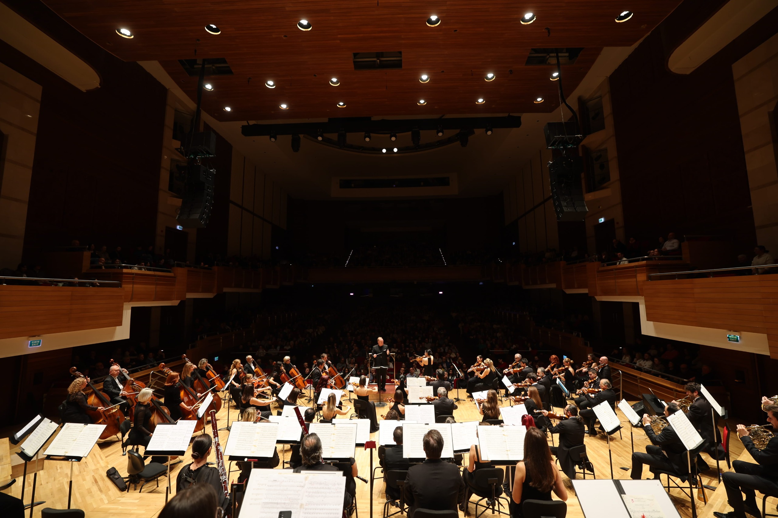 İzmir’de Aynı Sahnede Iki Dünya Yıldızı (5)