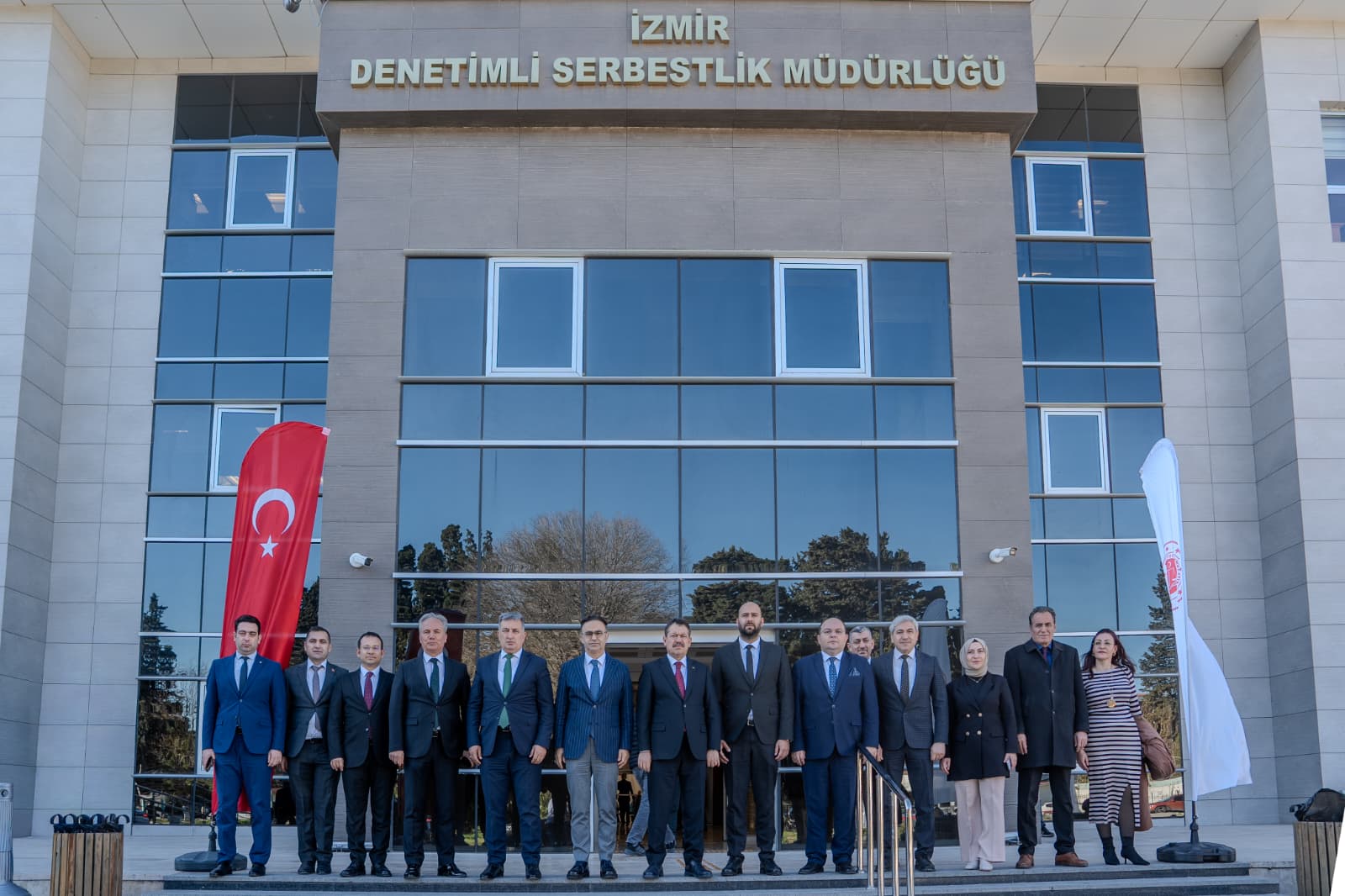 İzmir'de Denetimli Serbestlikte Örnek Proje Hayata Geçti (1)-1