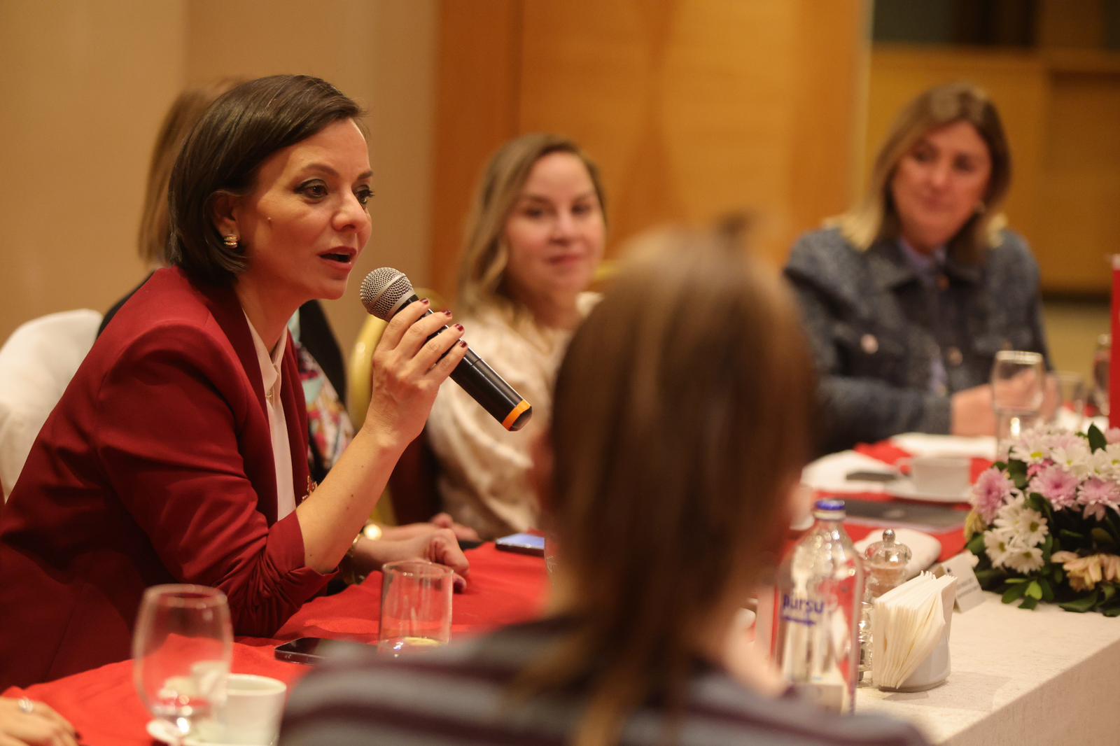 İzmir’de Dikkat Çeken Çıkış (4)