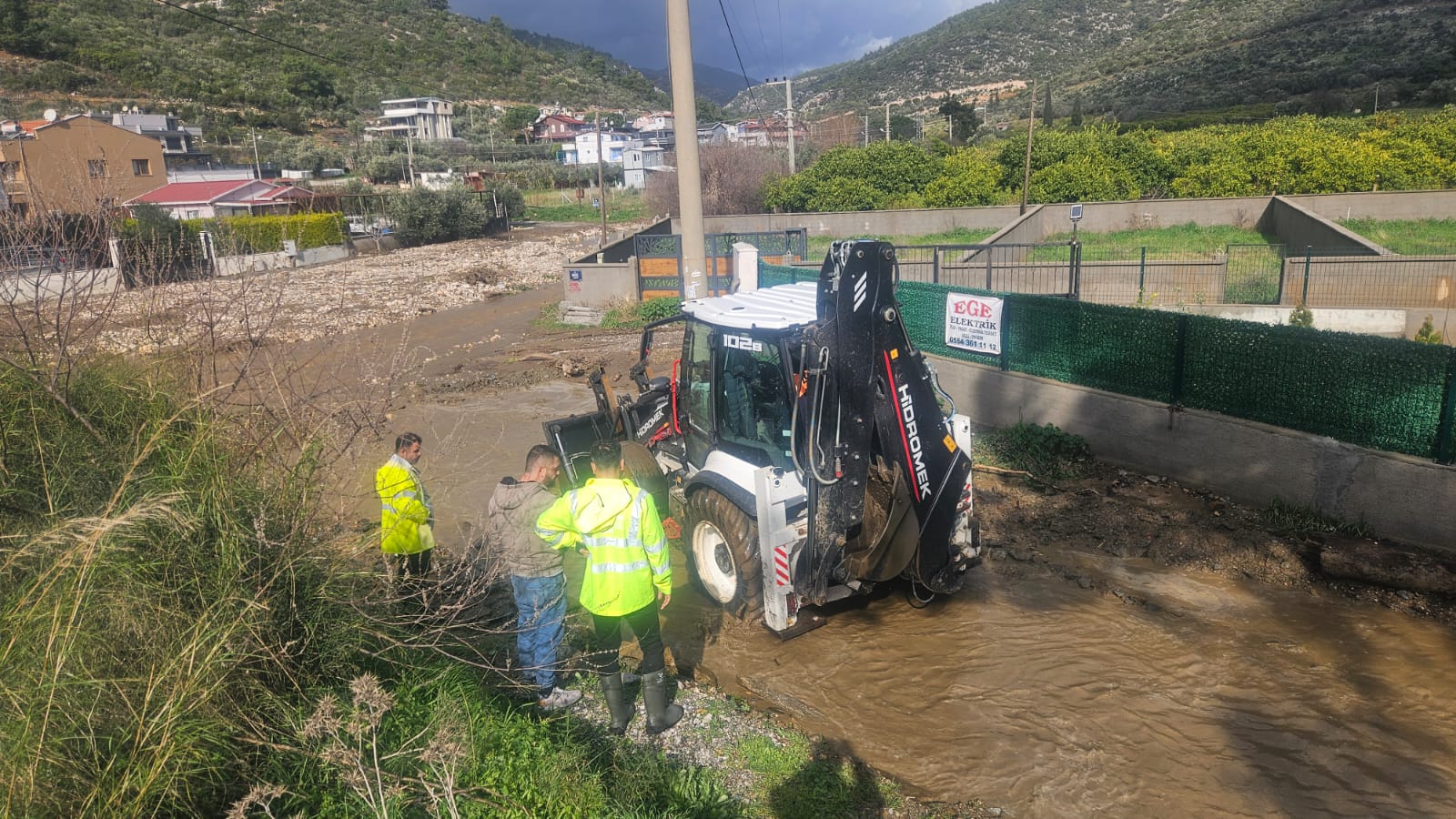 İzmir’de Kuvvetli Yağış Alarmı (3)
